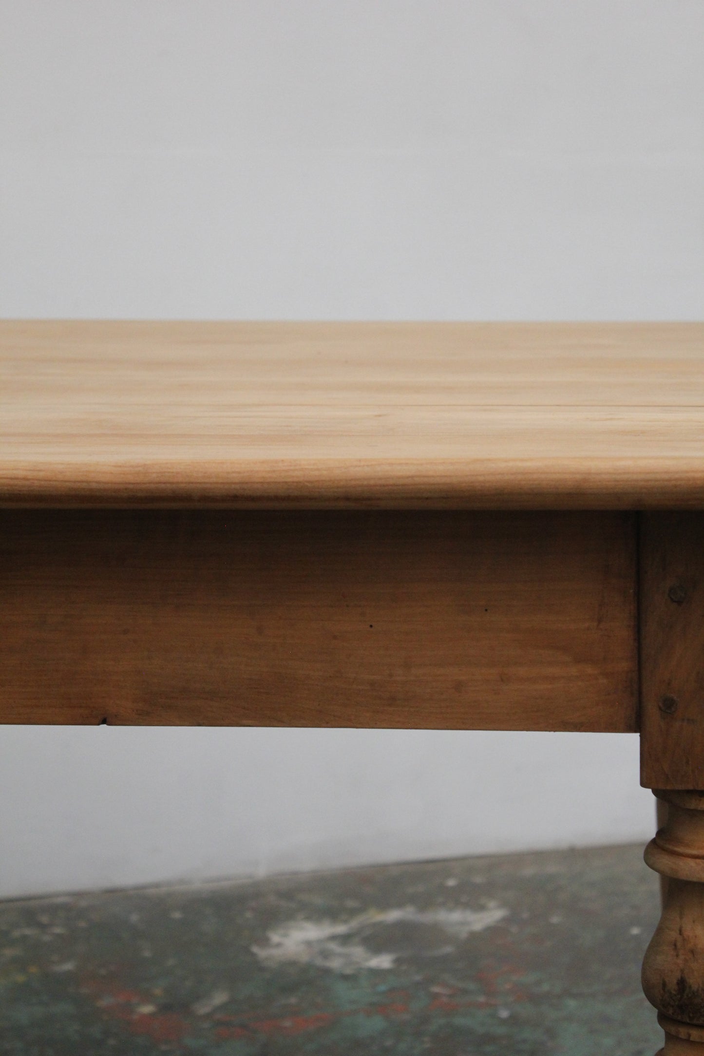 #1268 table