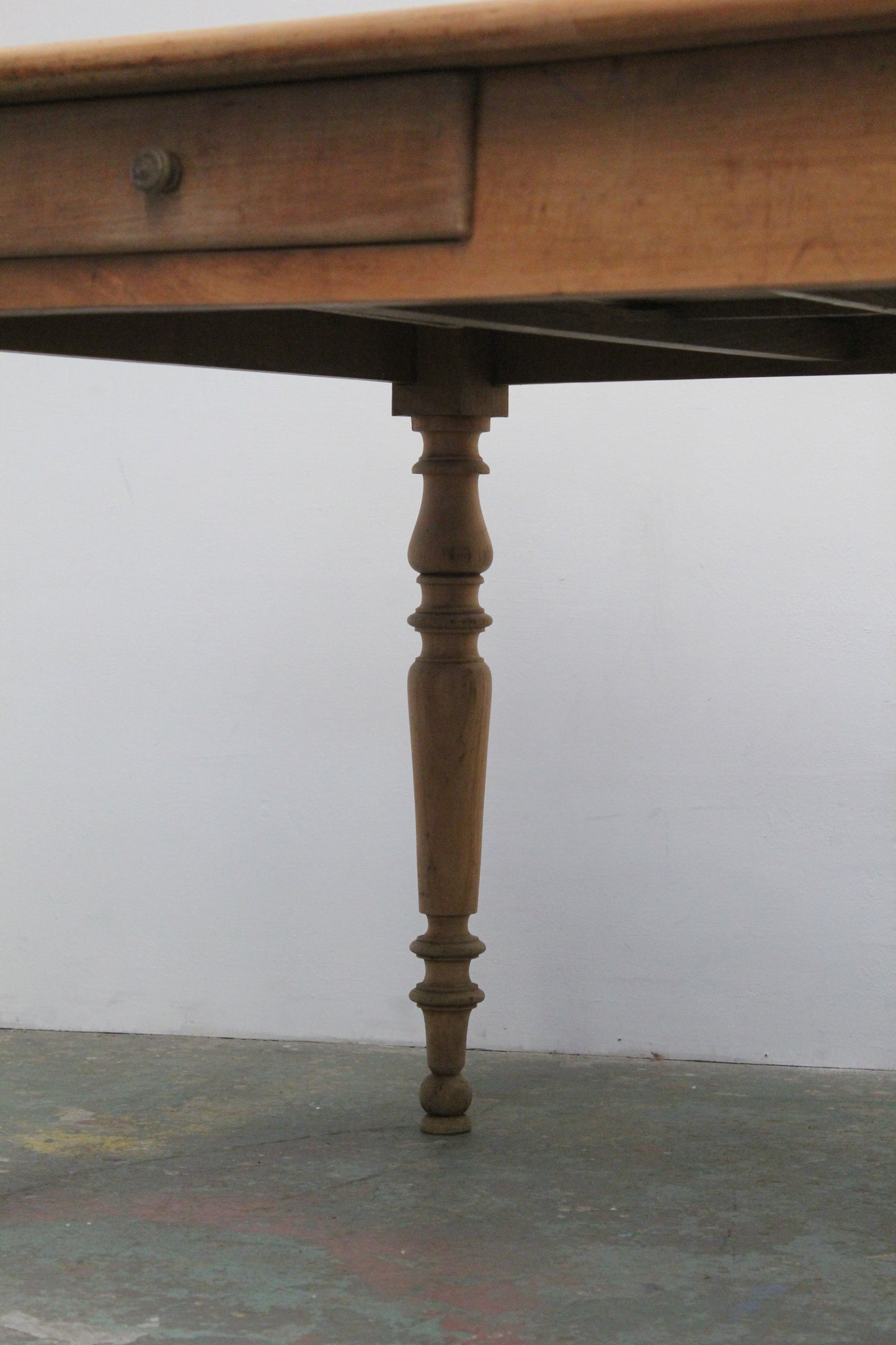 #1268 table