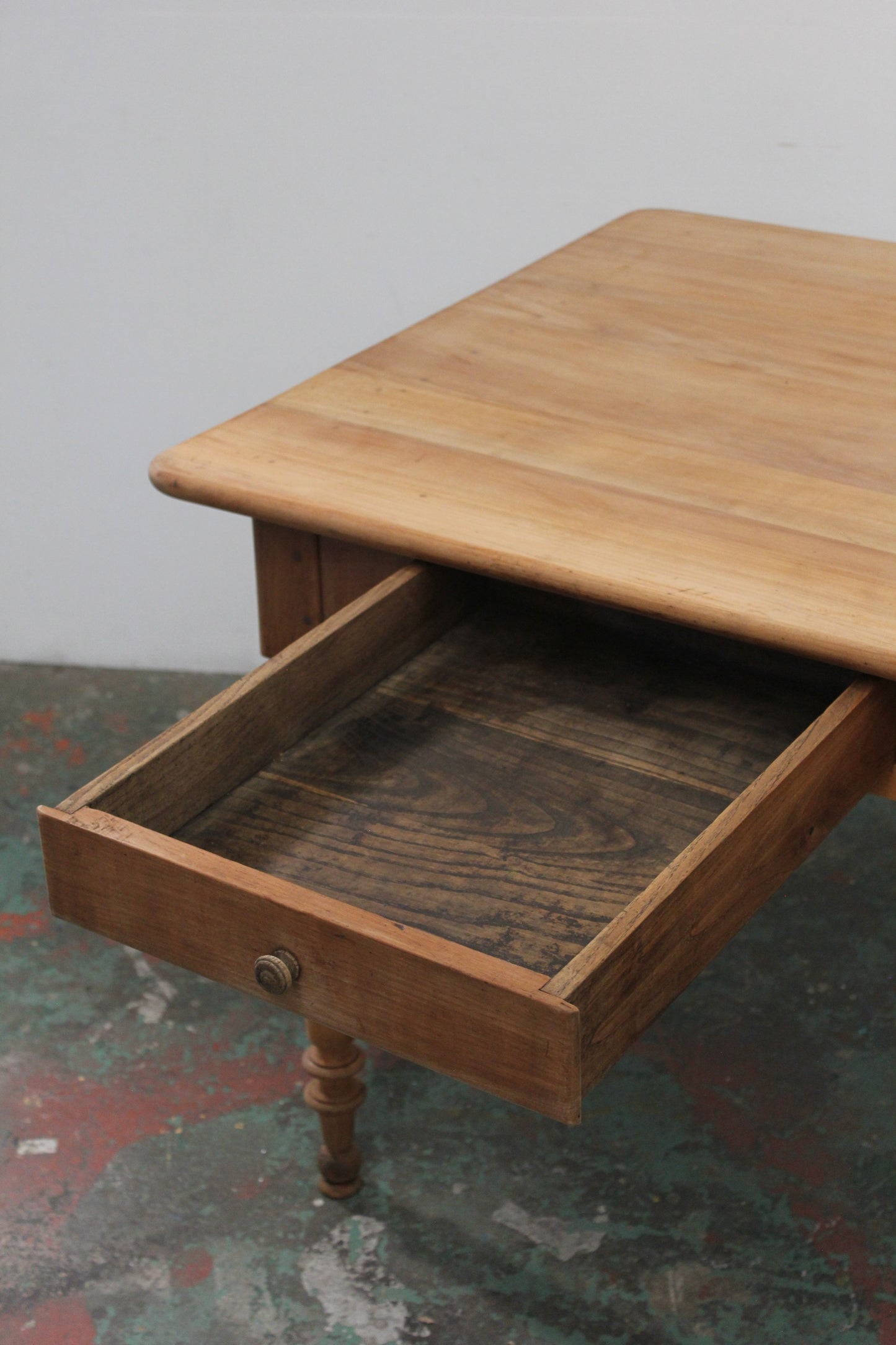 #1268 table