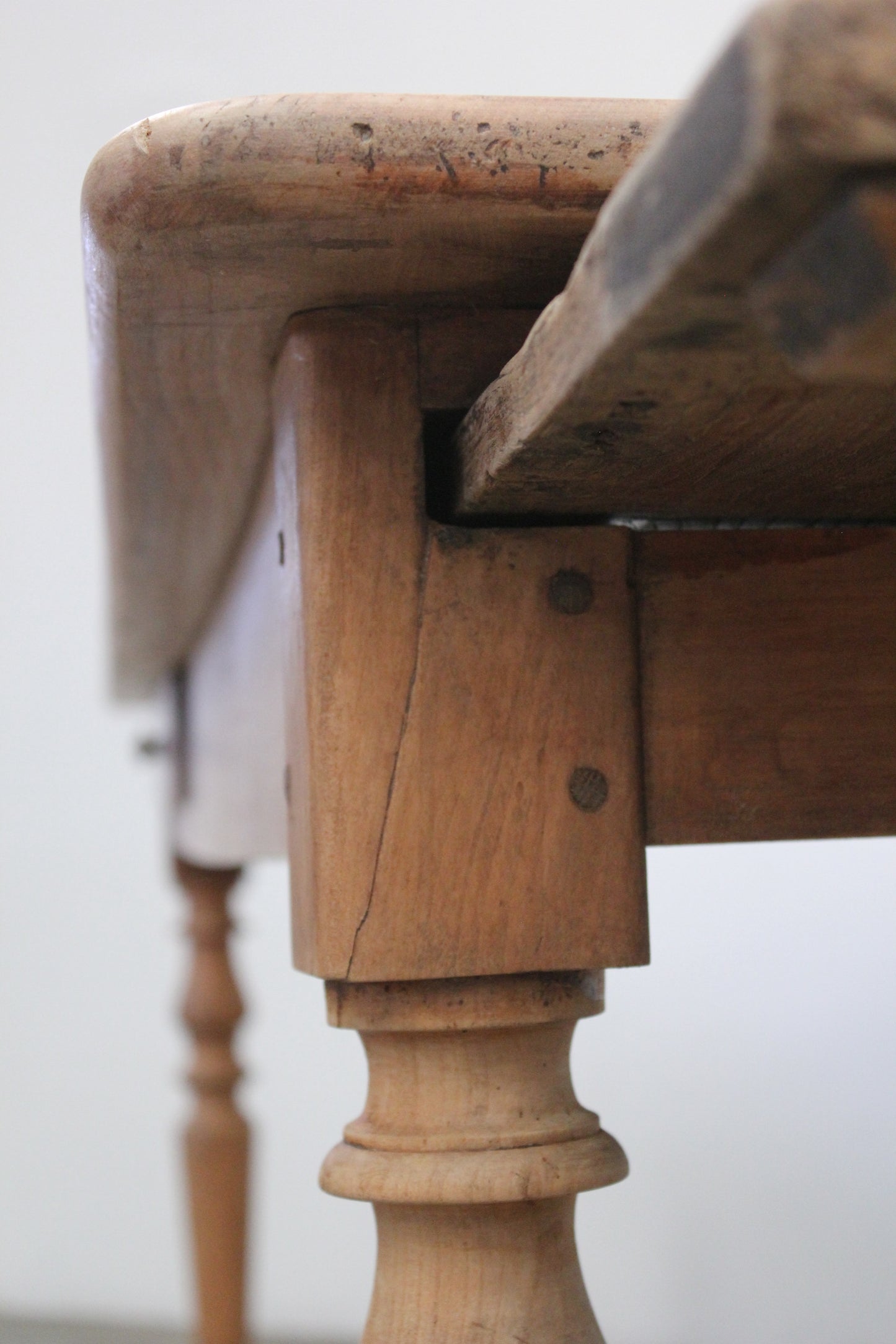#1268 table