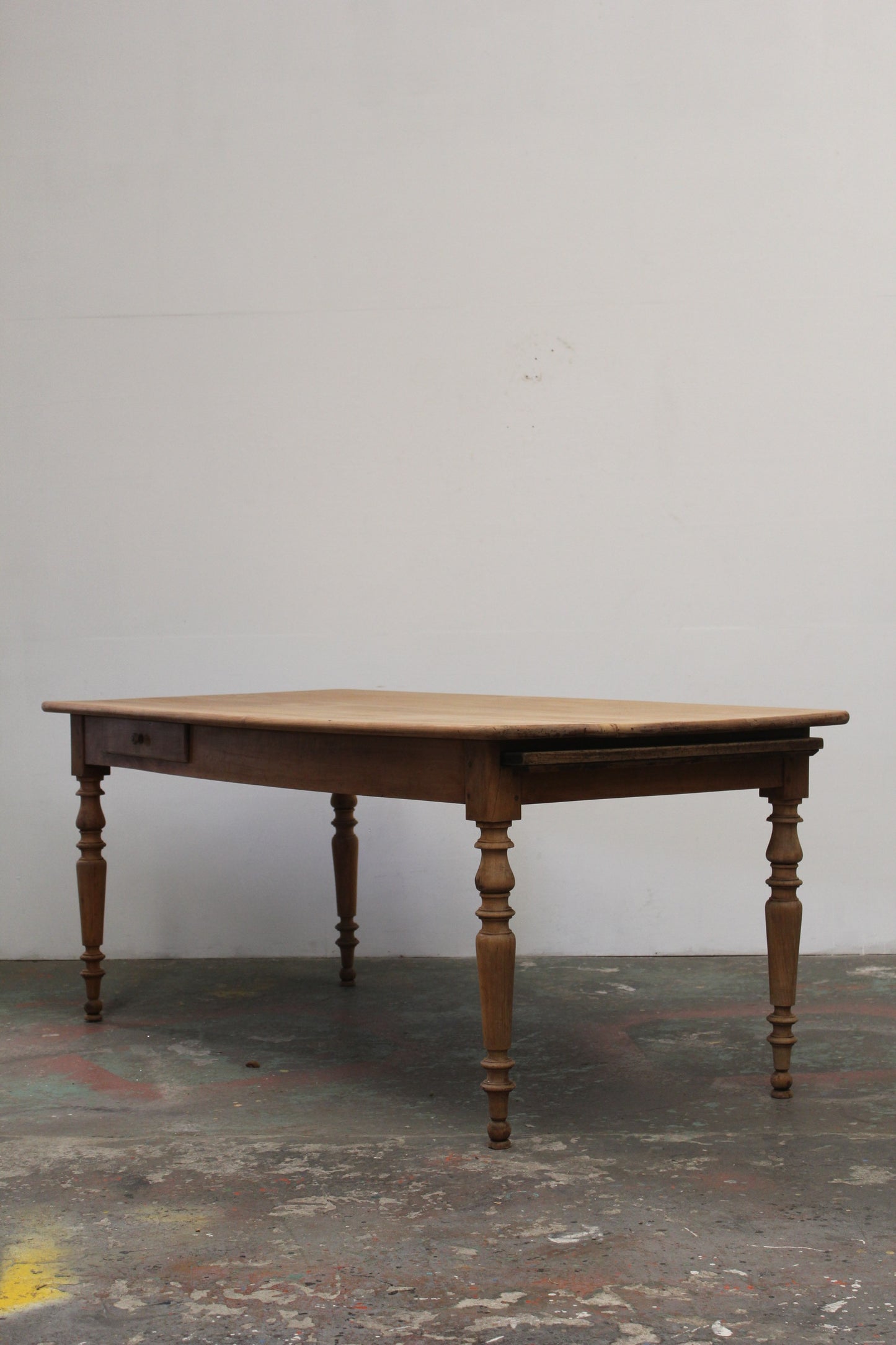 #1268 table