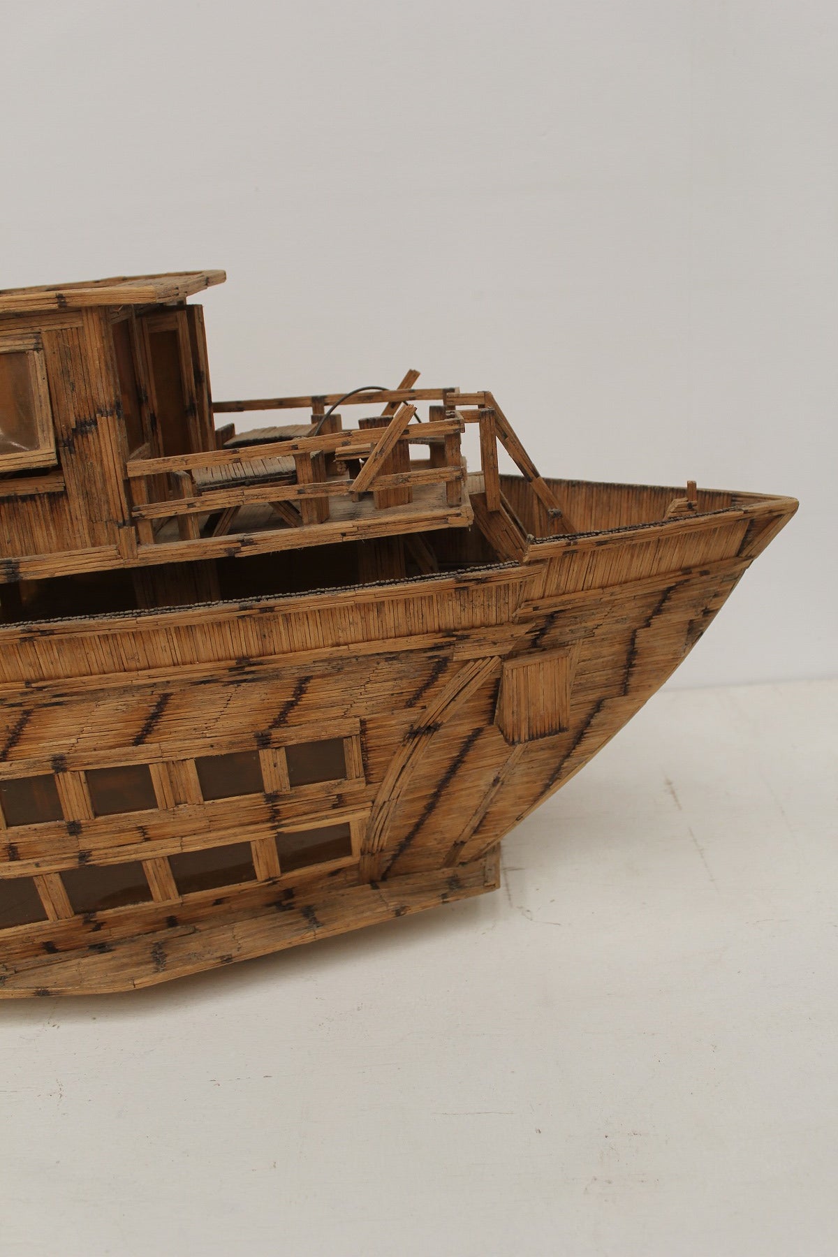 #0881 matchstick folk art