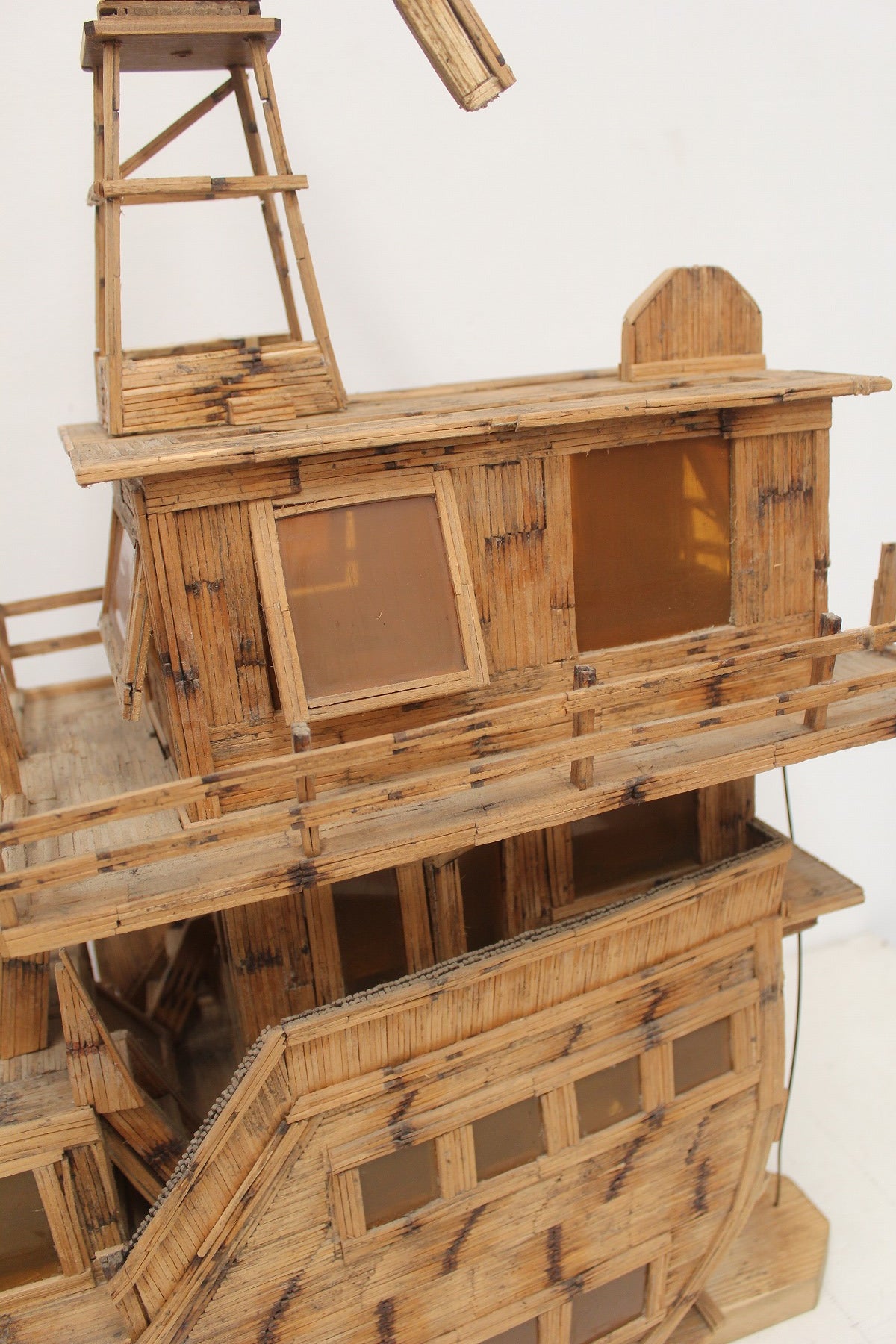 #0881 matchstick folk art