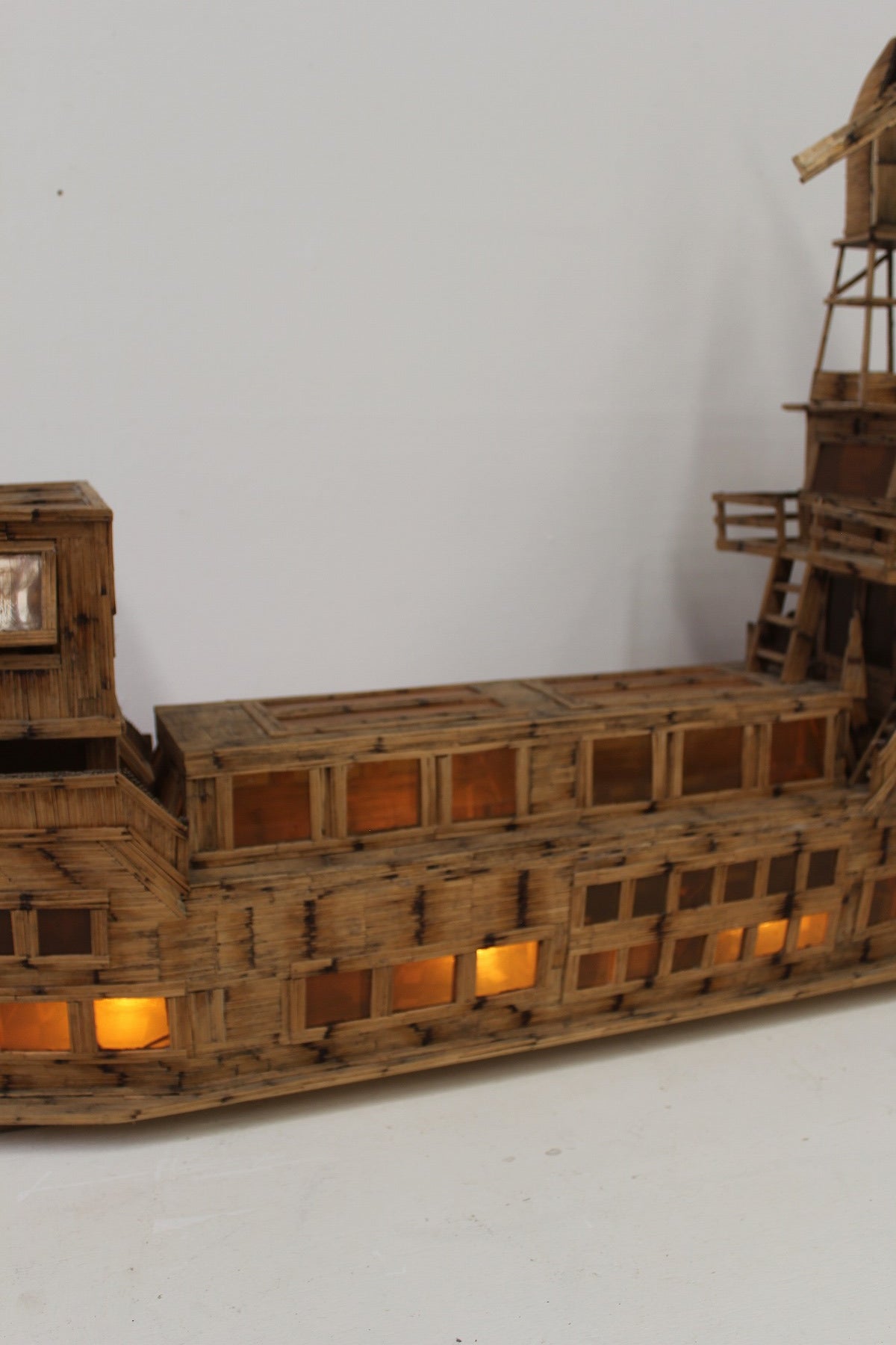 #0881 matchstick folk art