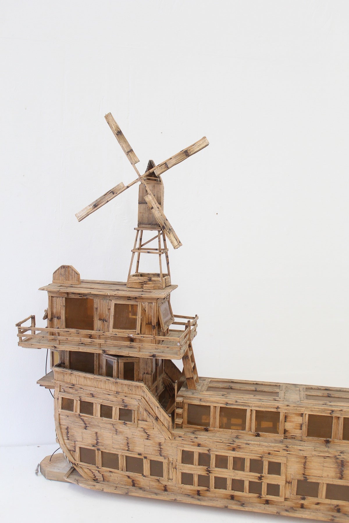 #0881 matchstick folk art