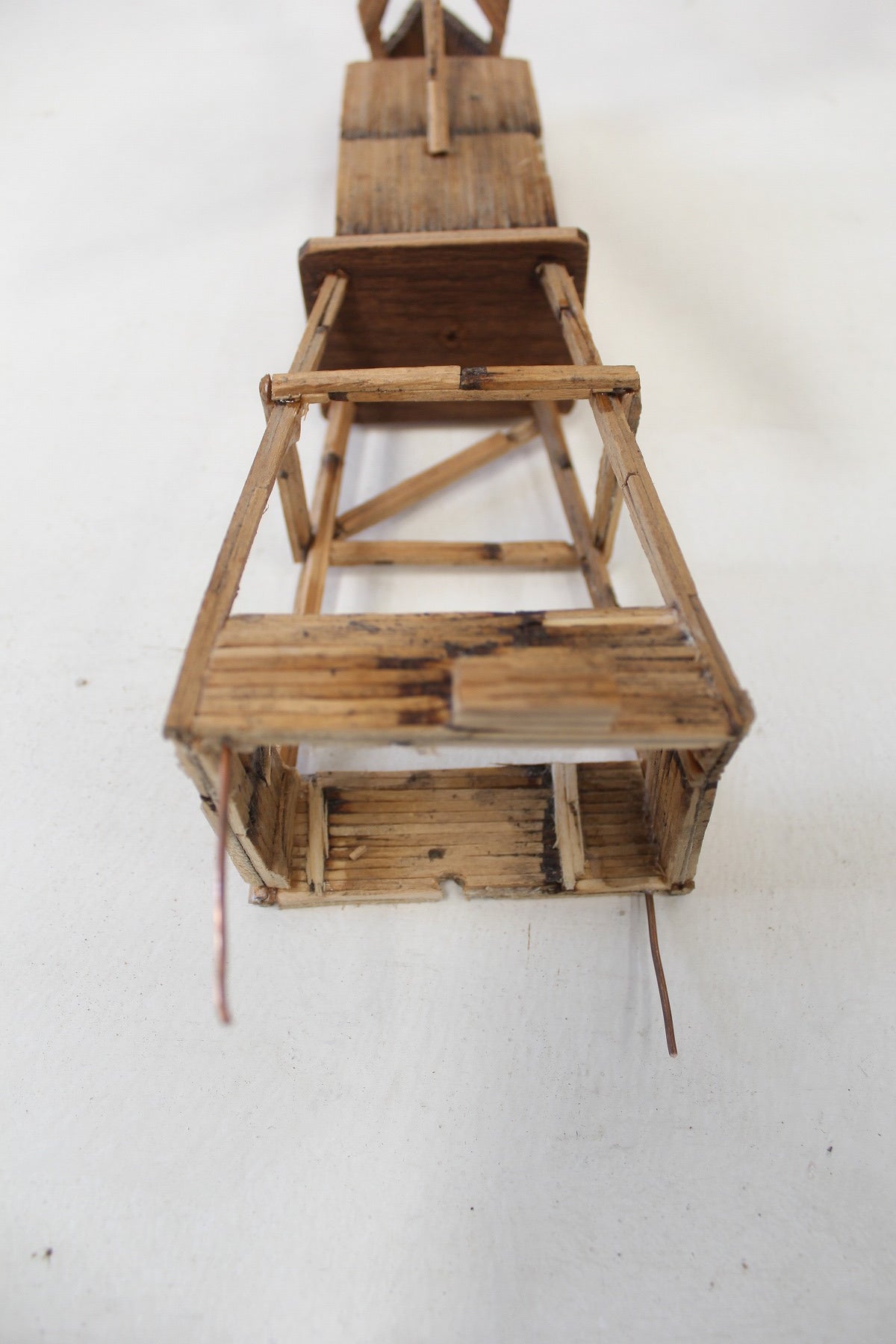 #0881 matchstick folk art