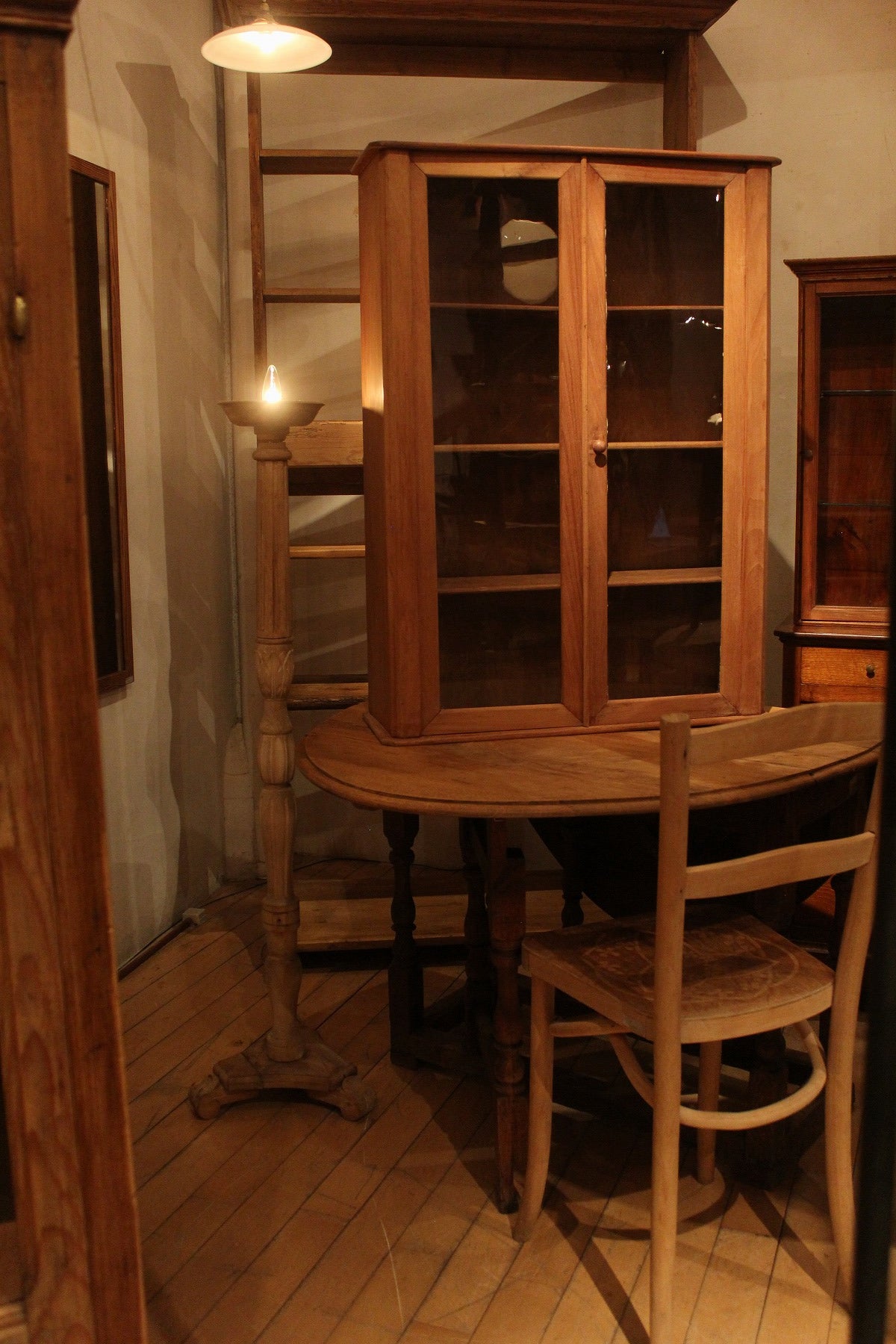 #0831 floor lamp