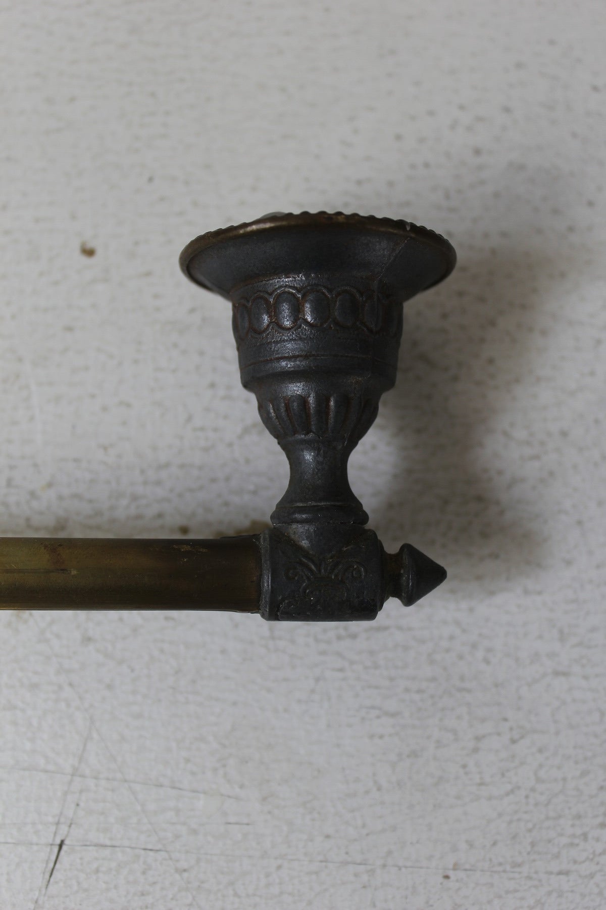 #0860 candle stand