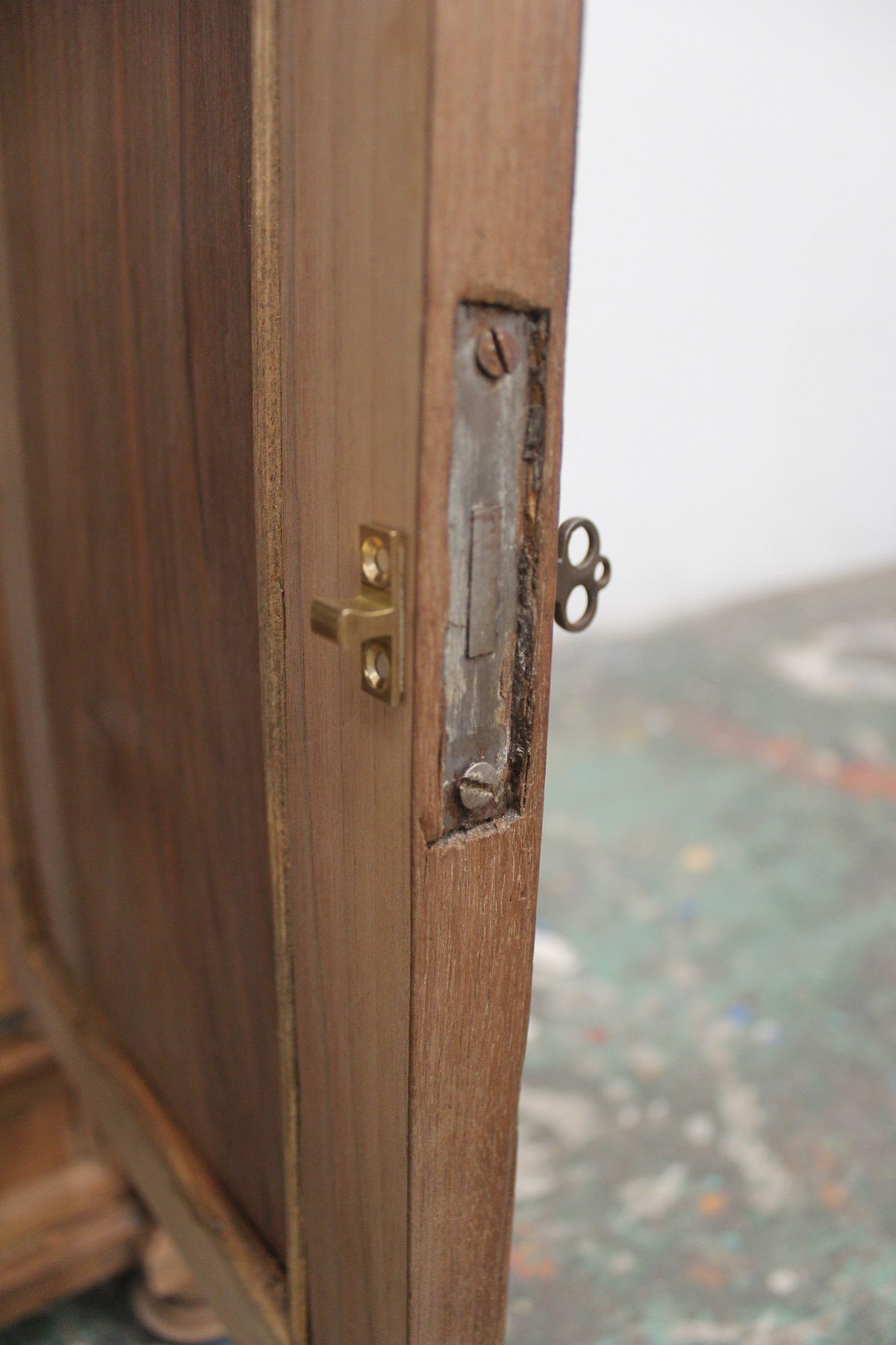 #0833 C miniature wardrobe