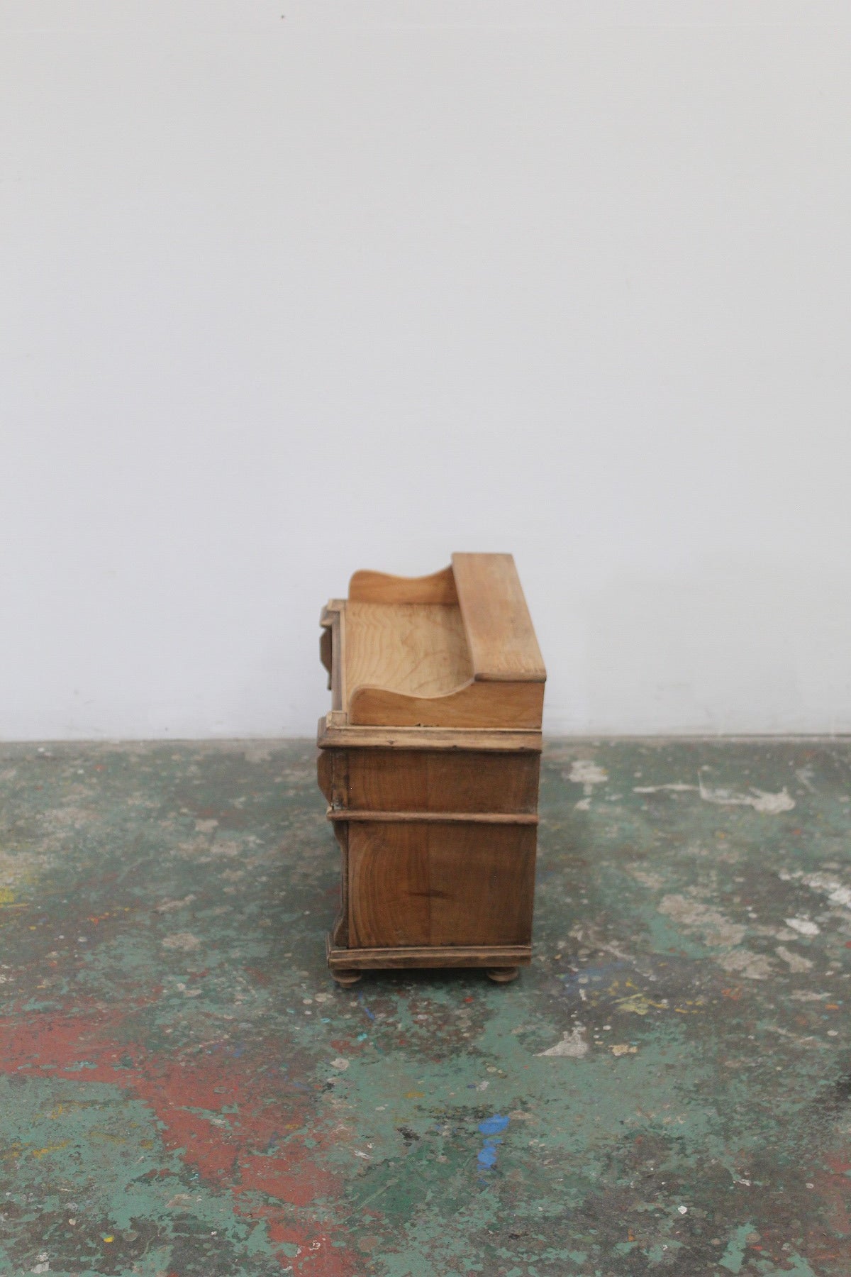 #0833 D miniature chest