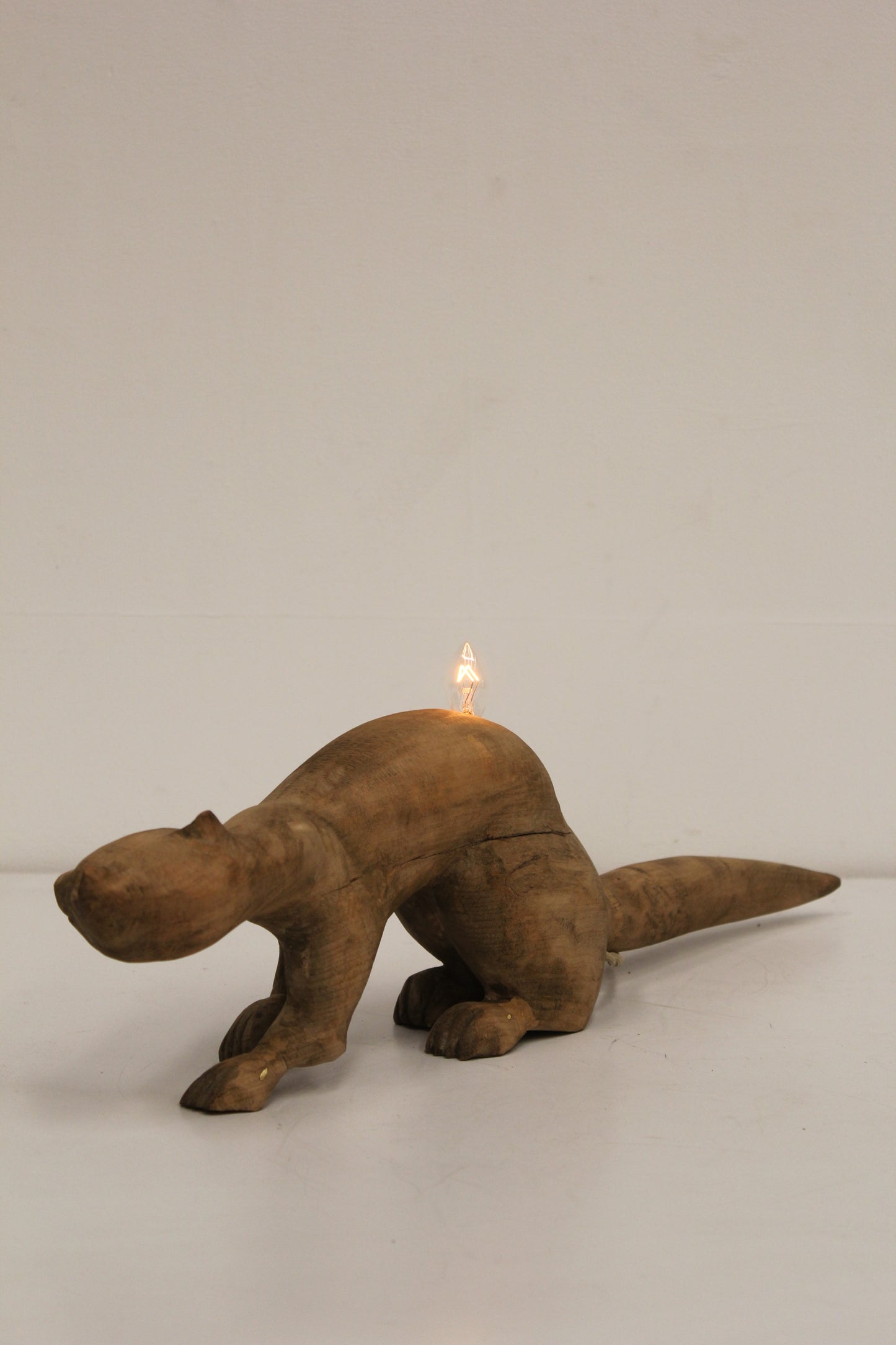 #1541 animal lamp