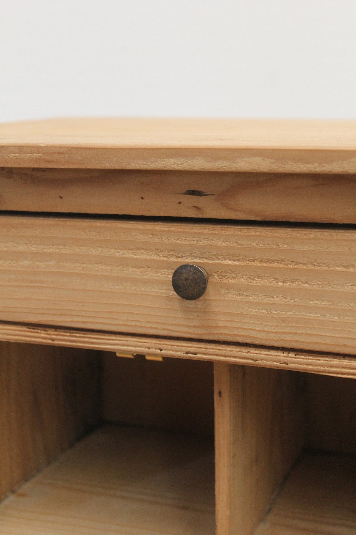 #0833 F miniature writing bureau