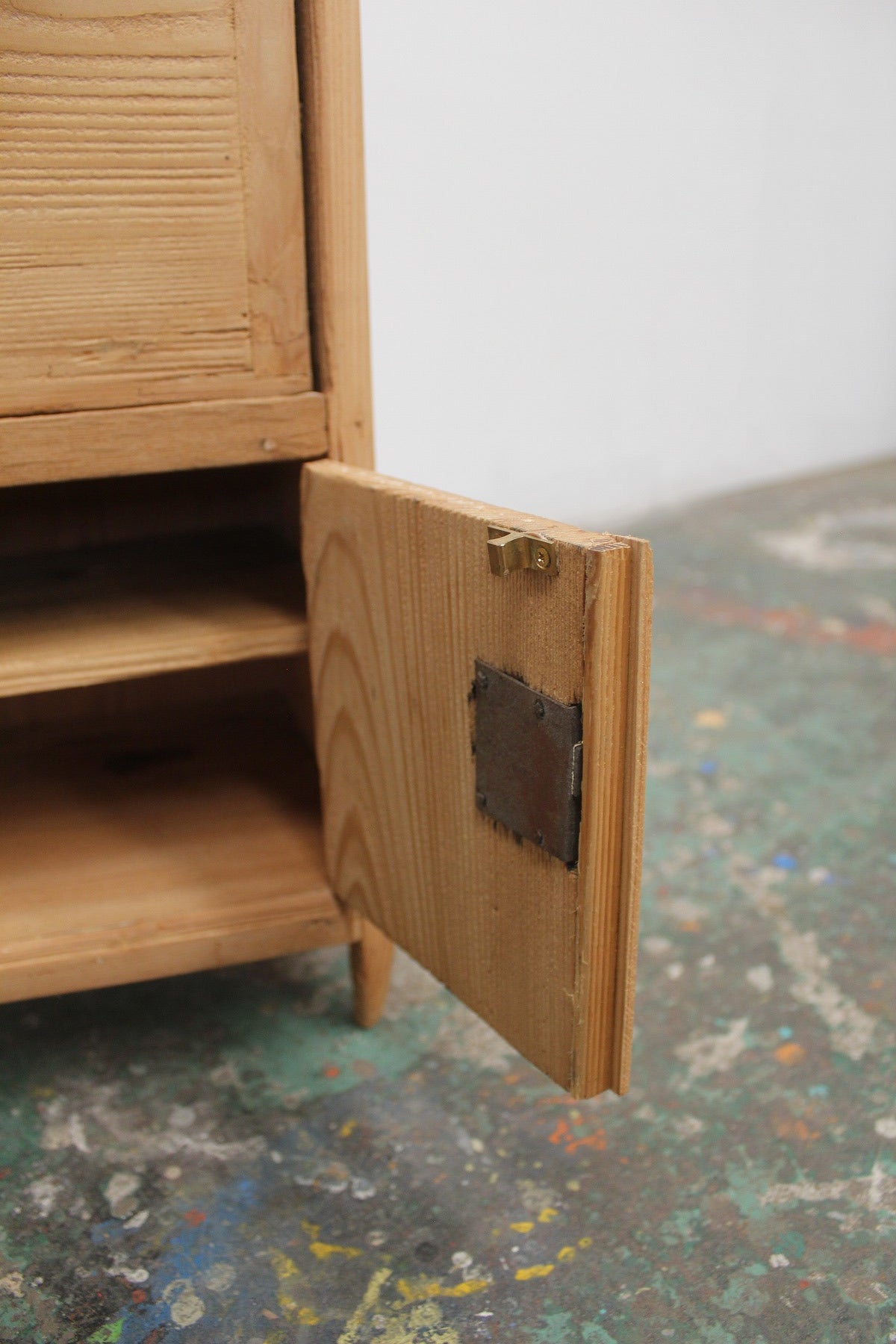 #0833 F miniature writing bureau