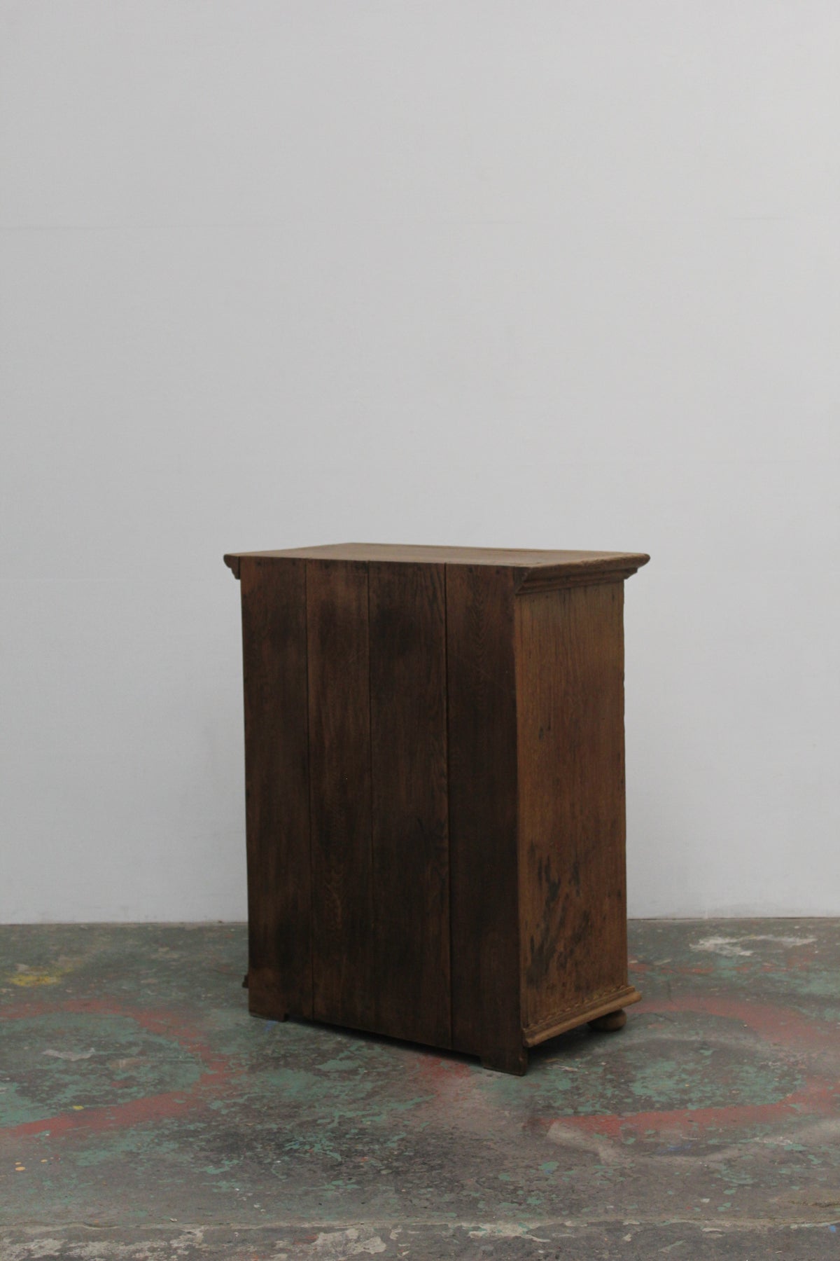 #1166 cabinet
