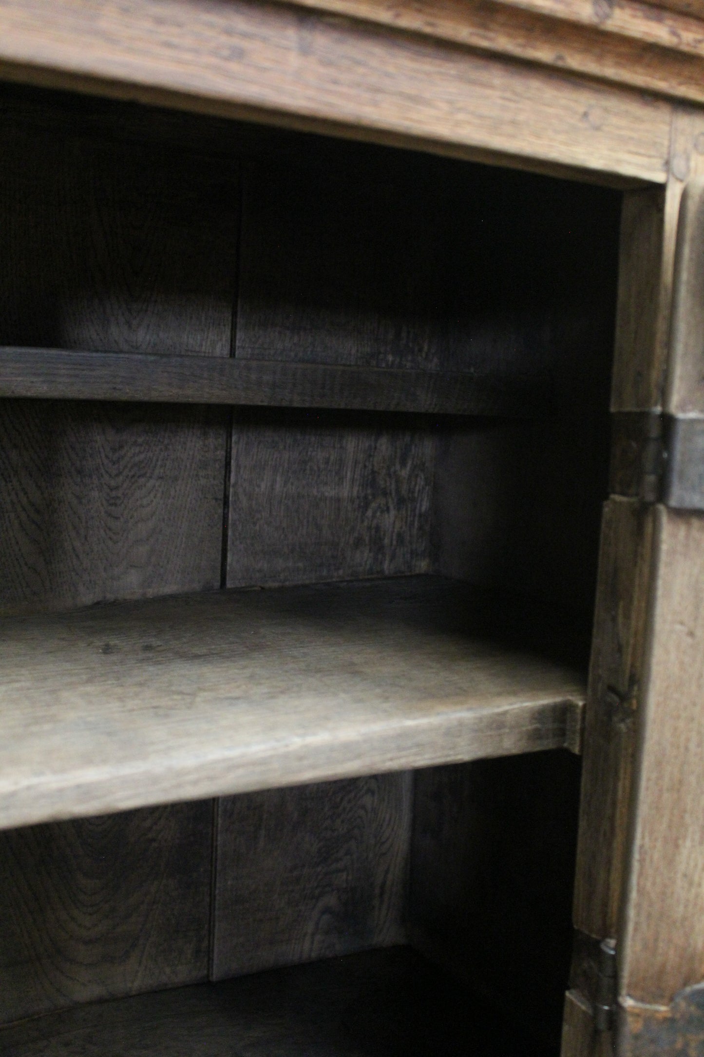 #1166 cabinet
