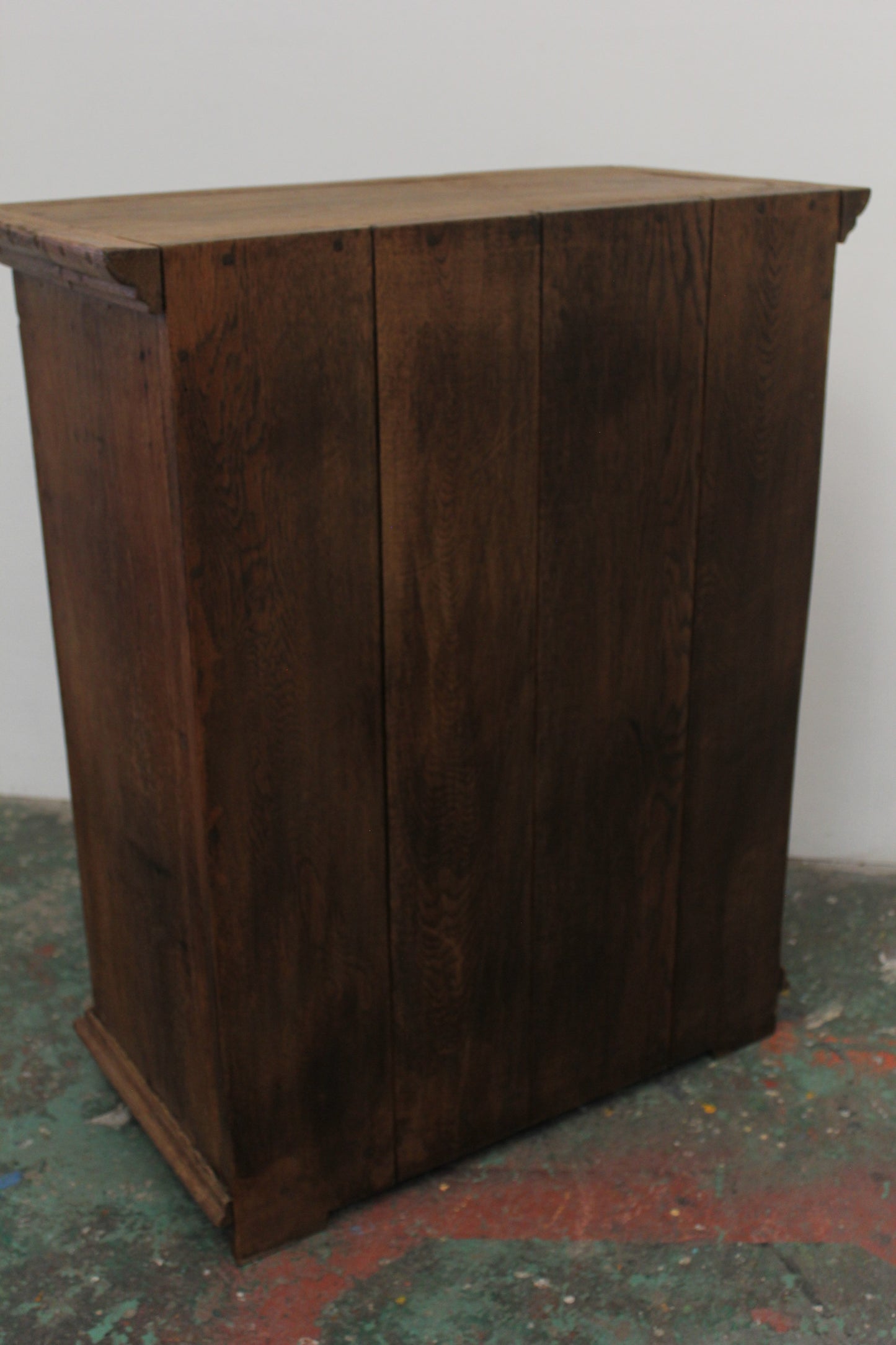 #1166 cabinet