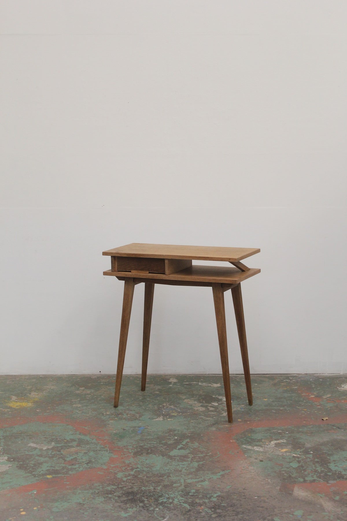 #0888 table