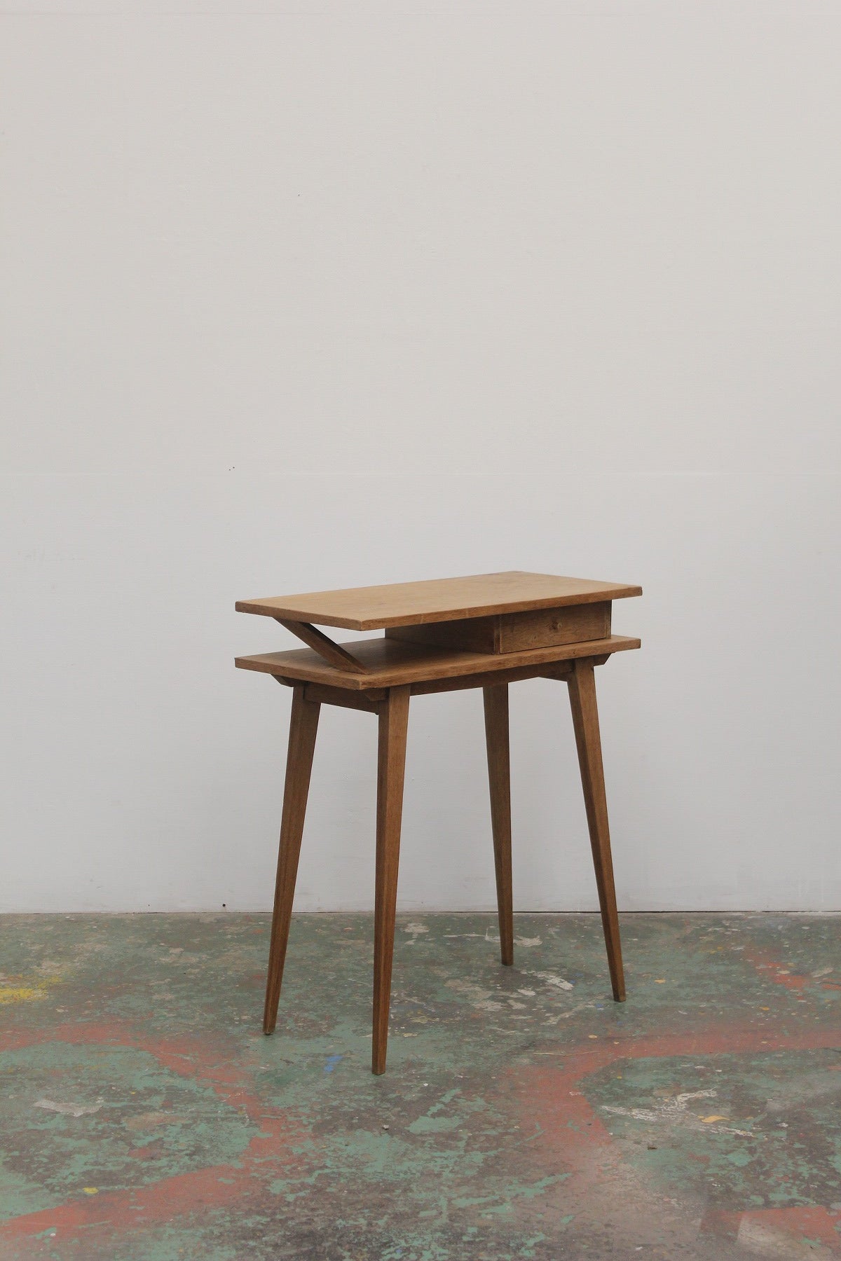 #0888 table