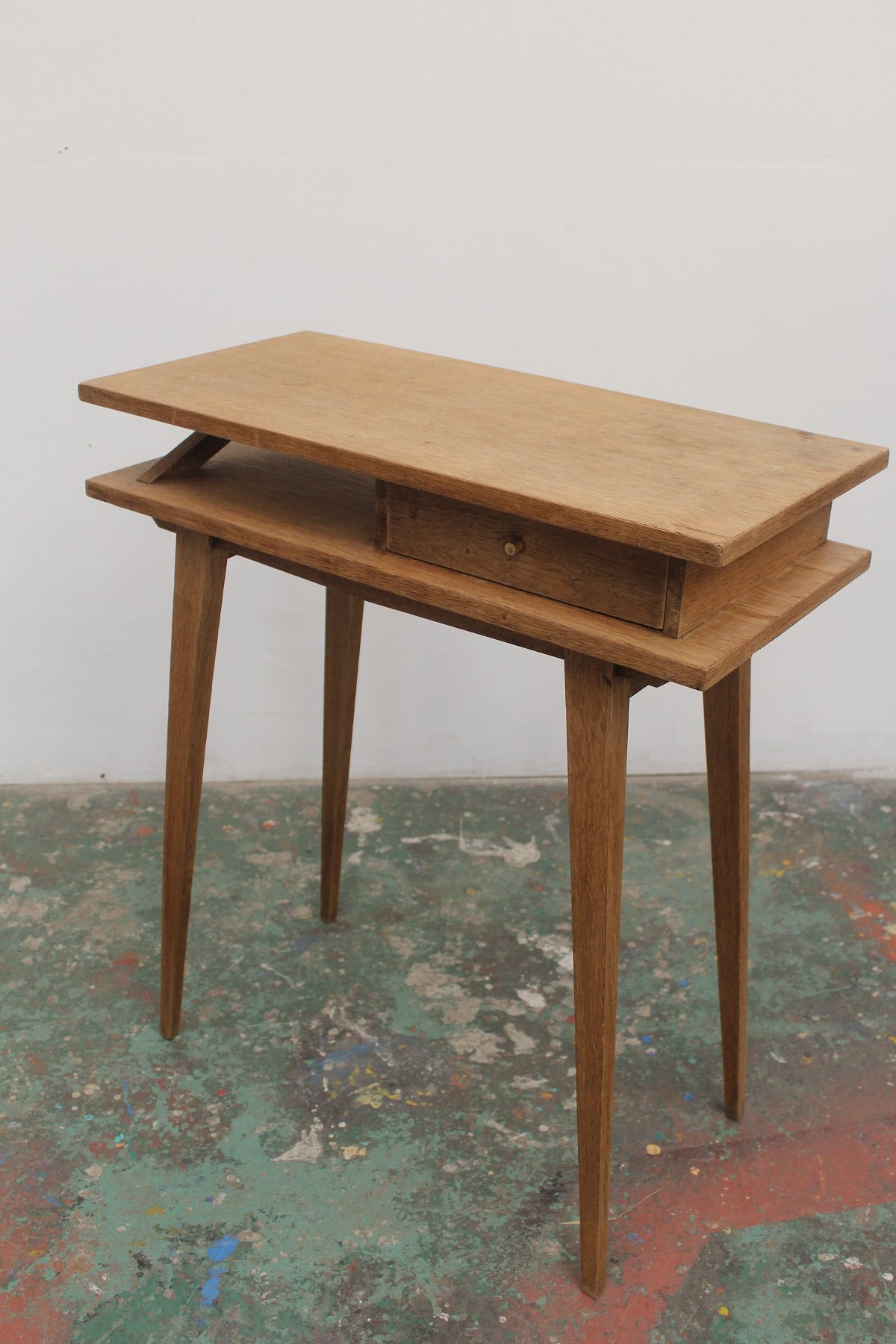 #0888 table