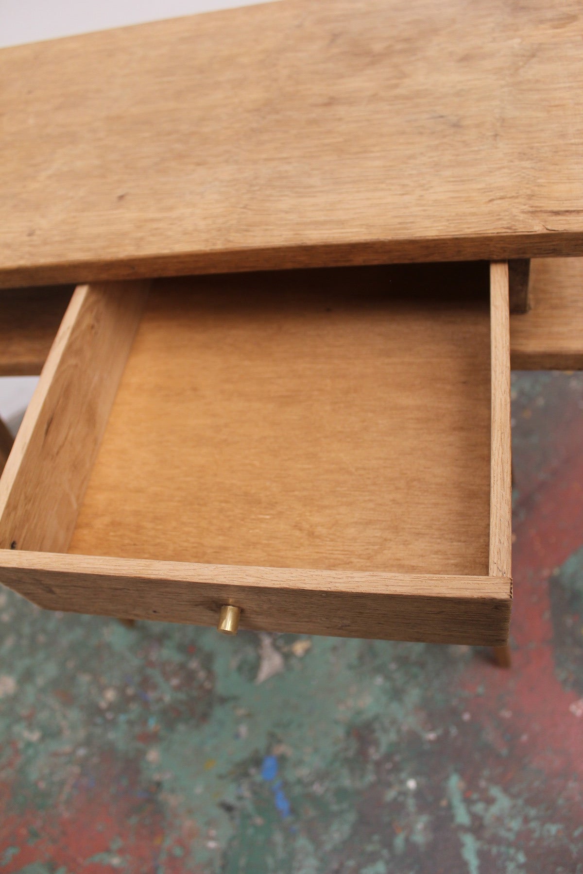 #0888 table