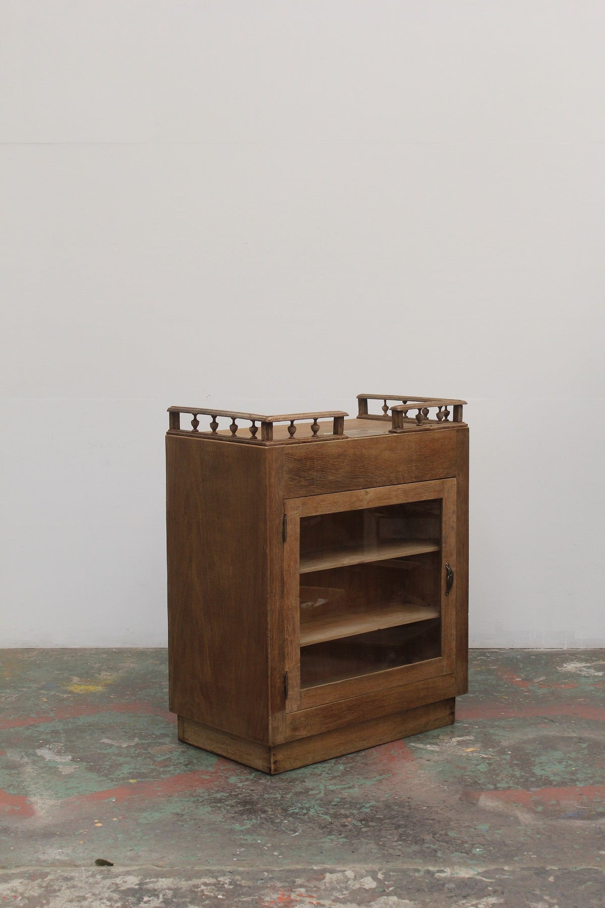#0890 shop counter