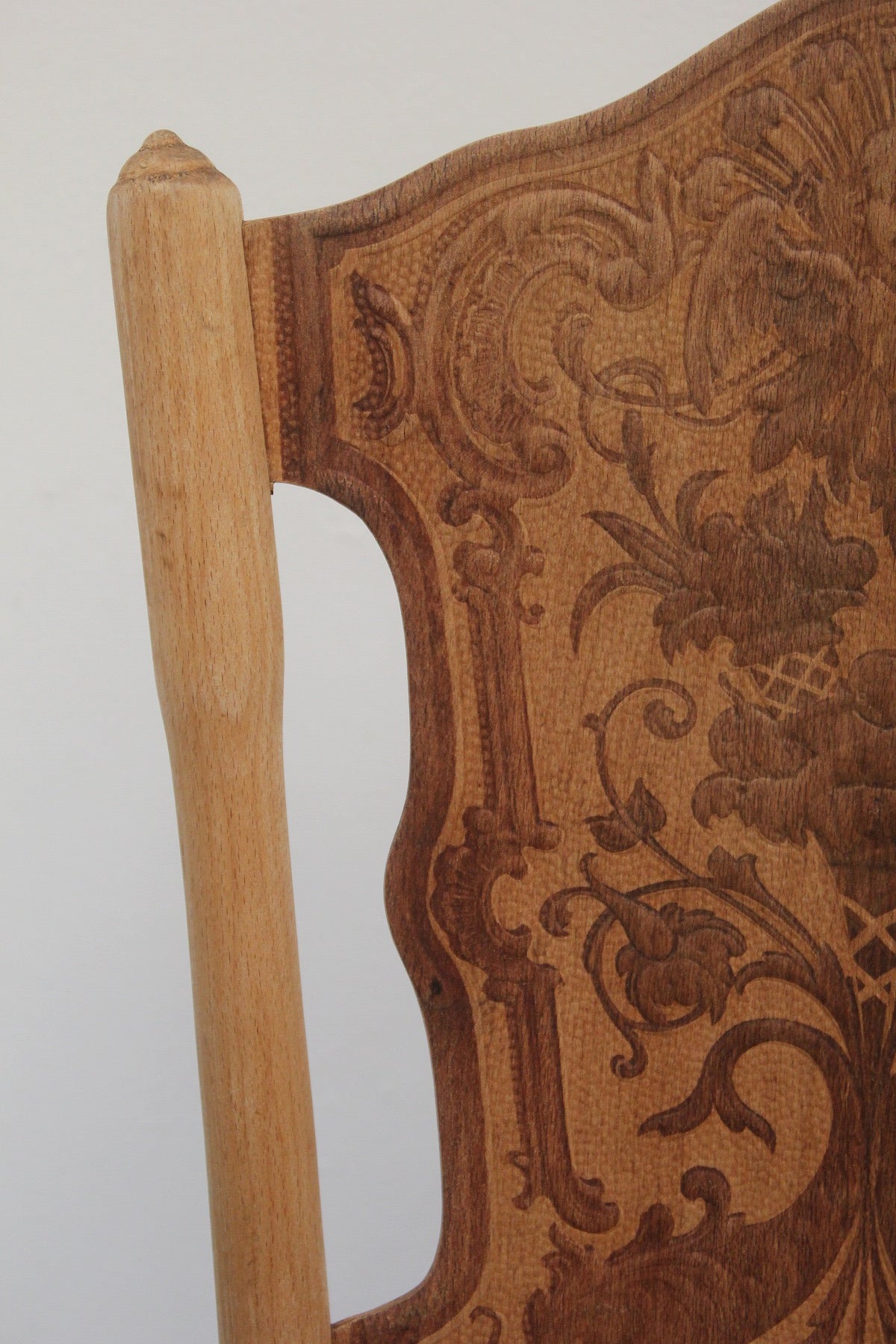 #0905 chair