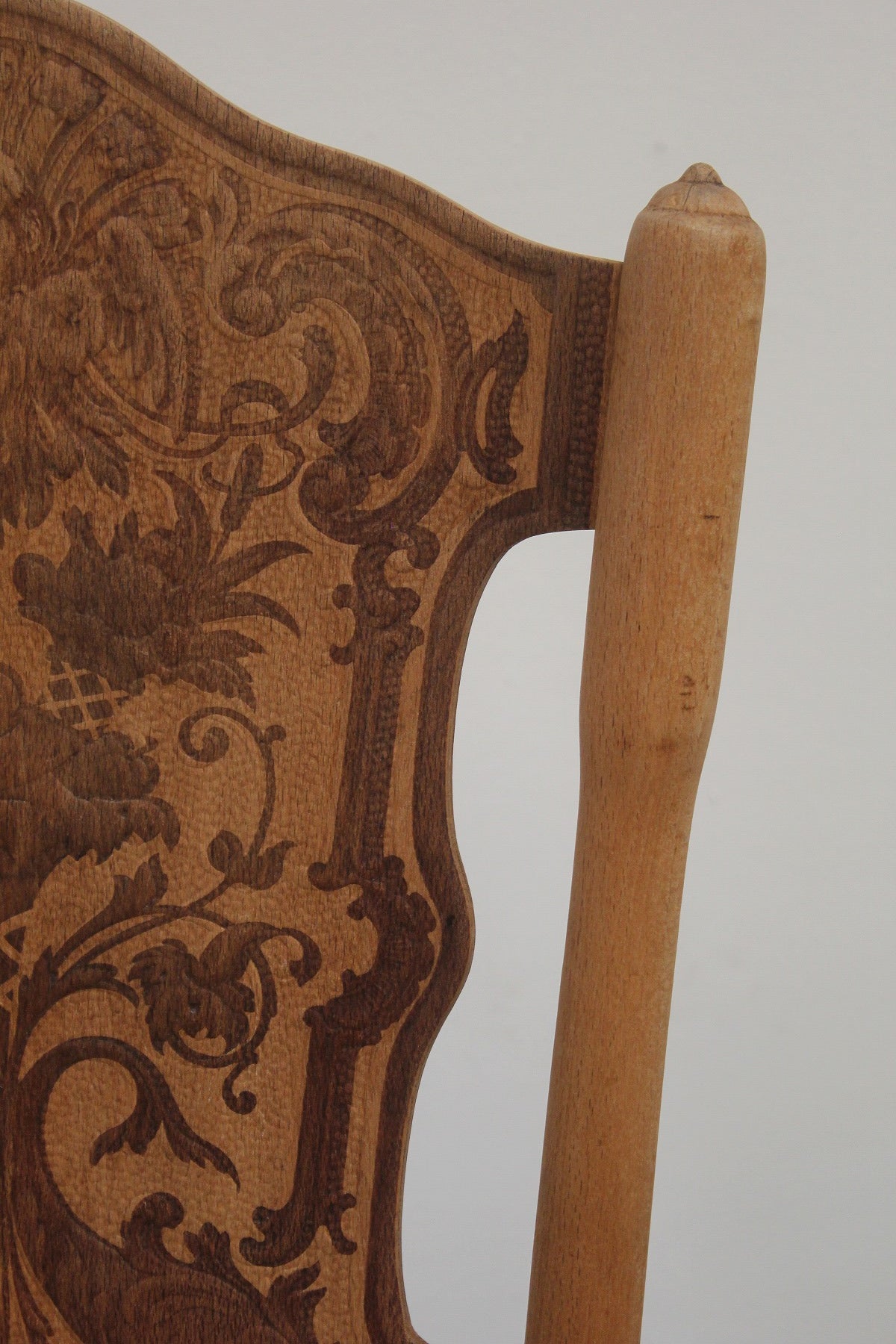 #0905 chair