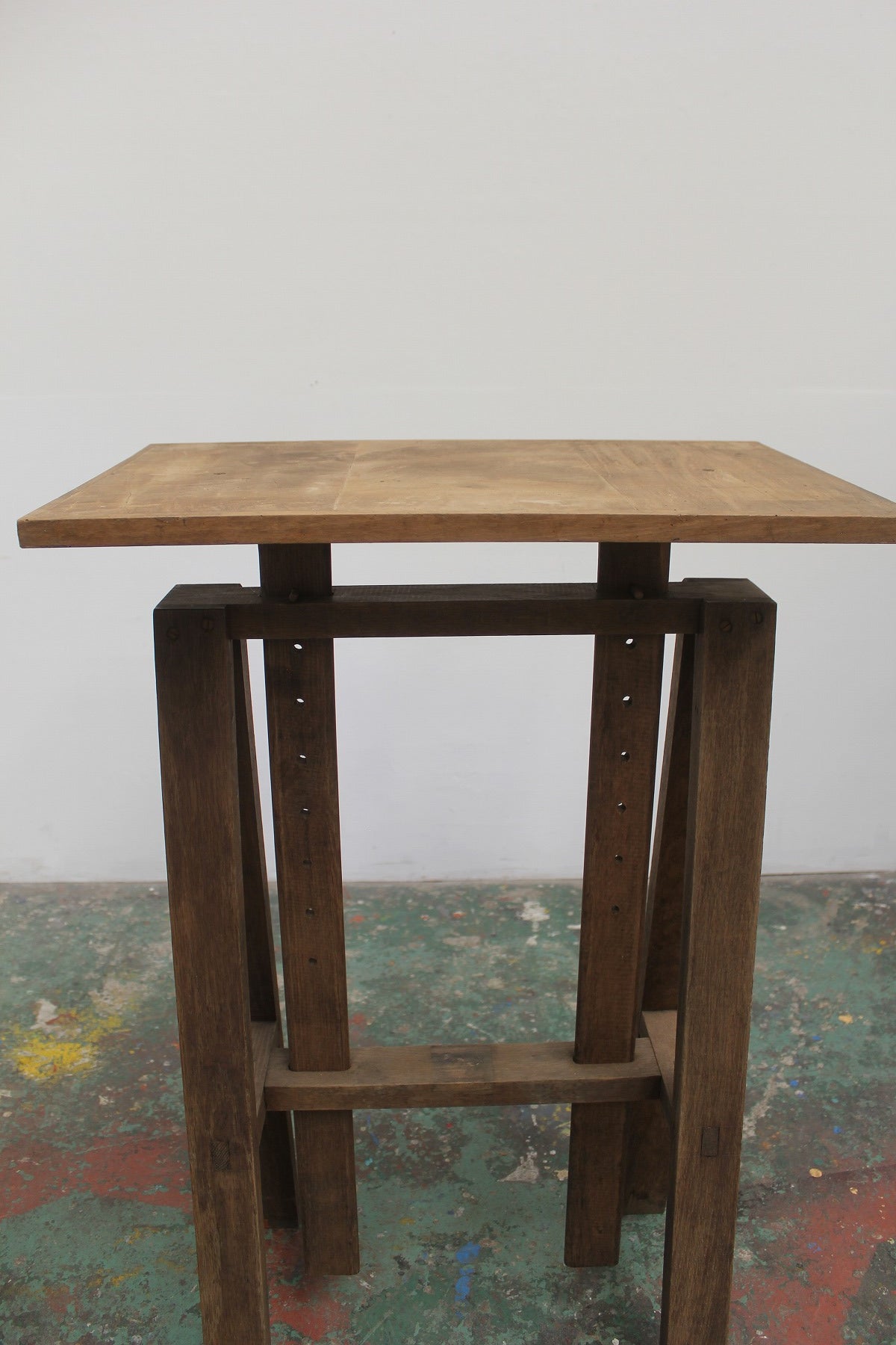 #0895 side table