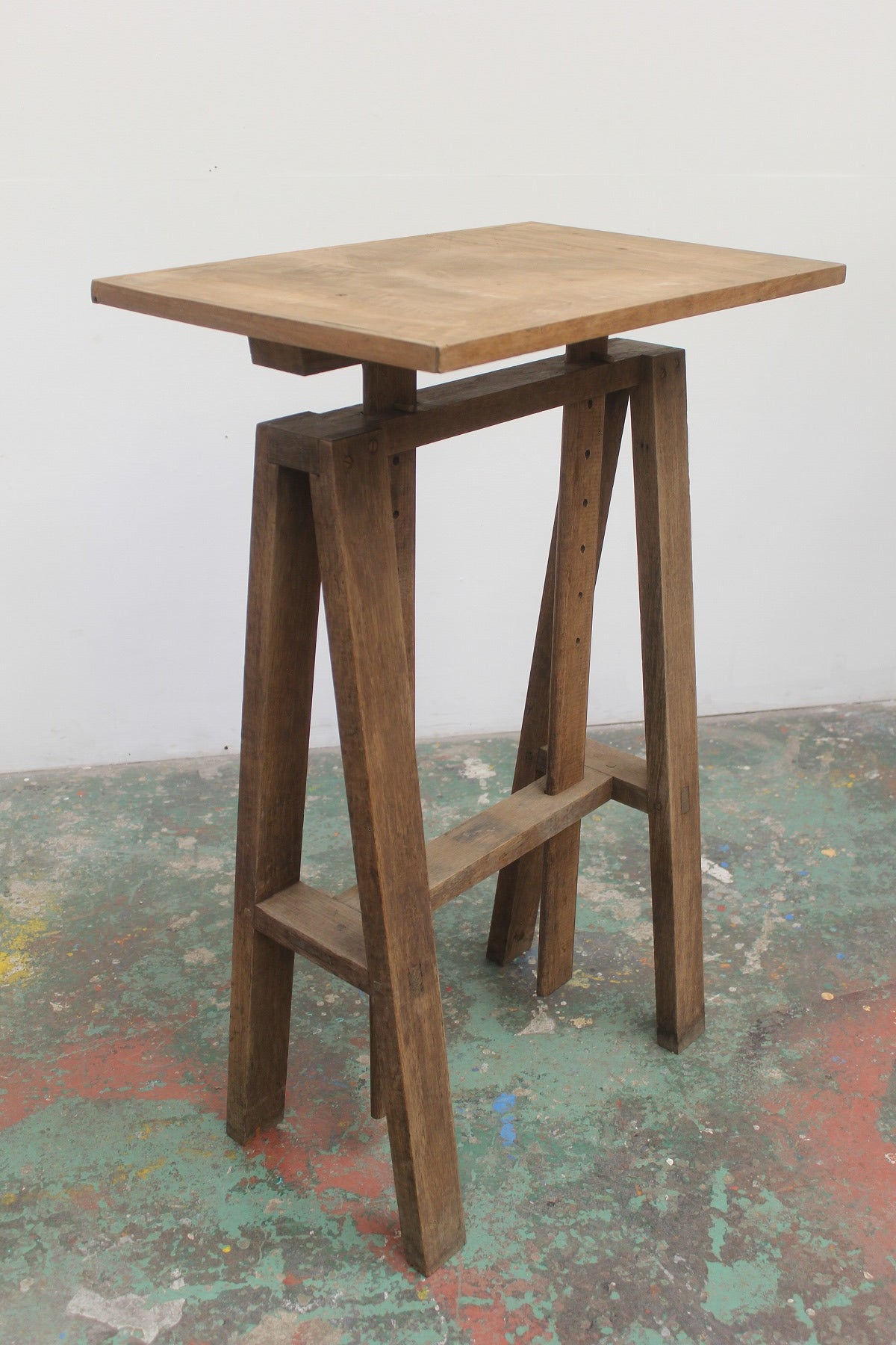 #0895 side table