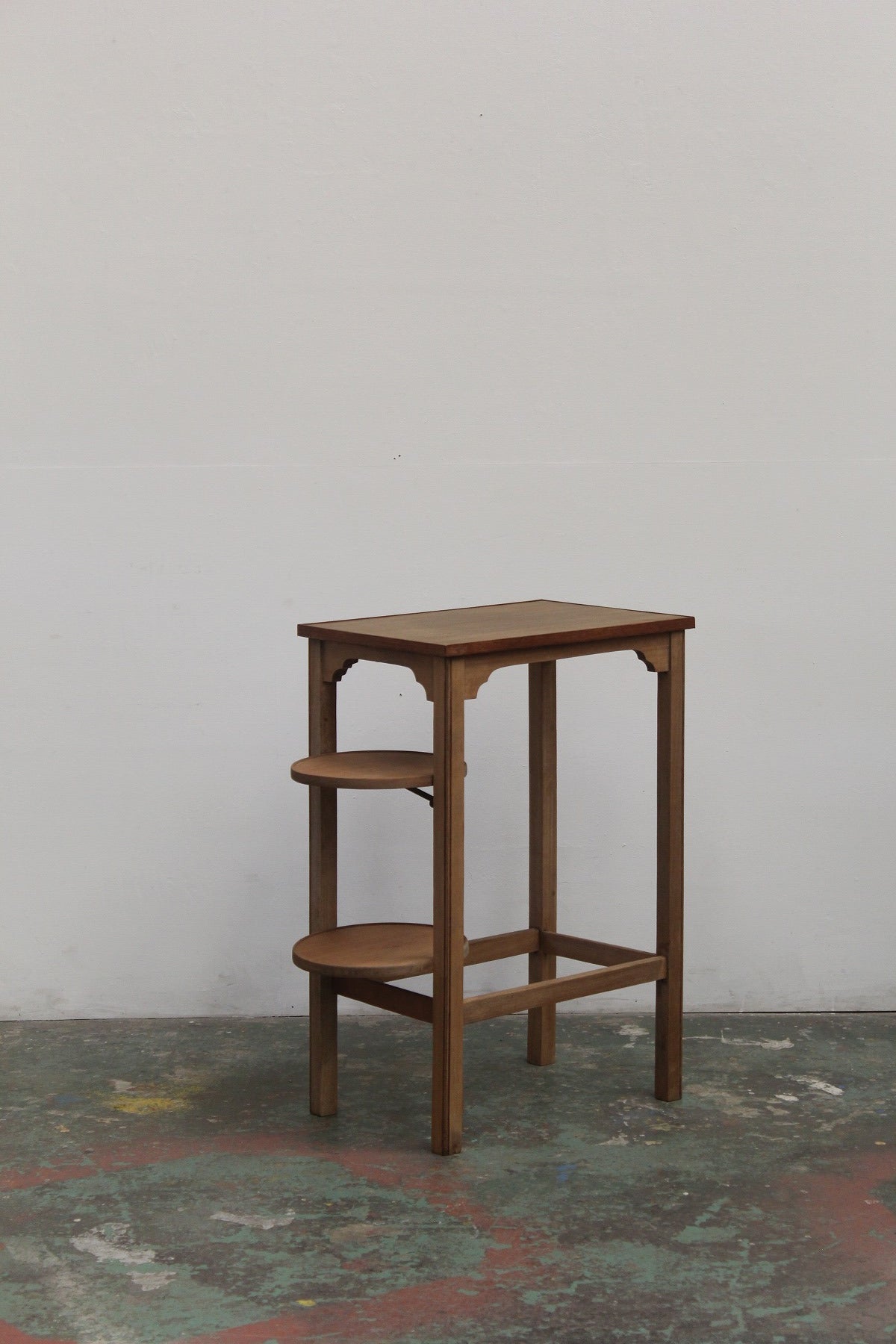 #0896 shelf