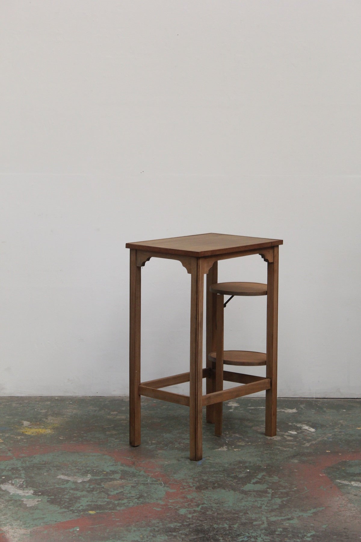 #0896 shelf