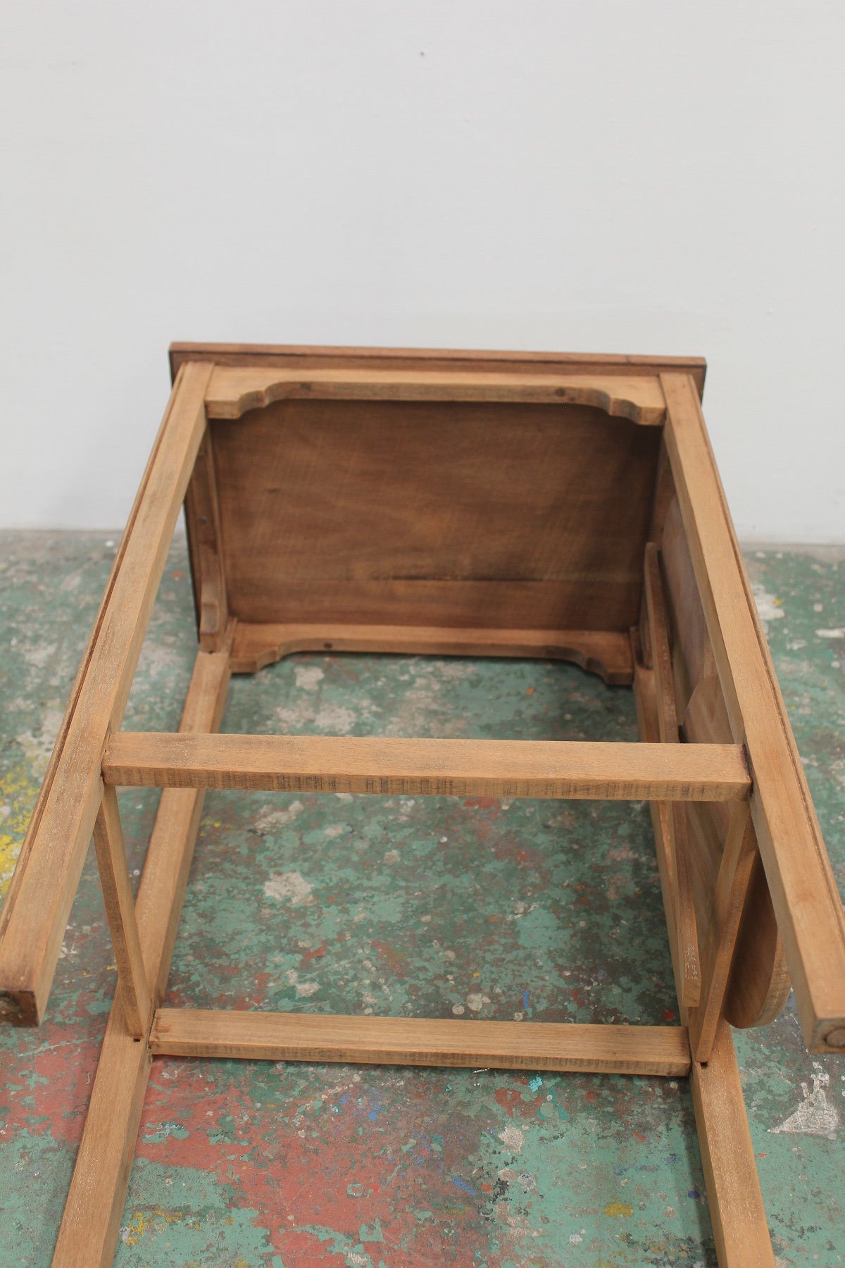 #0896 shelf