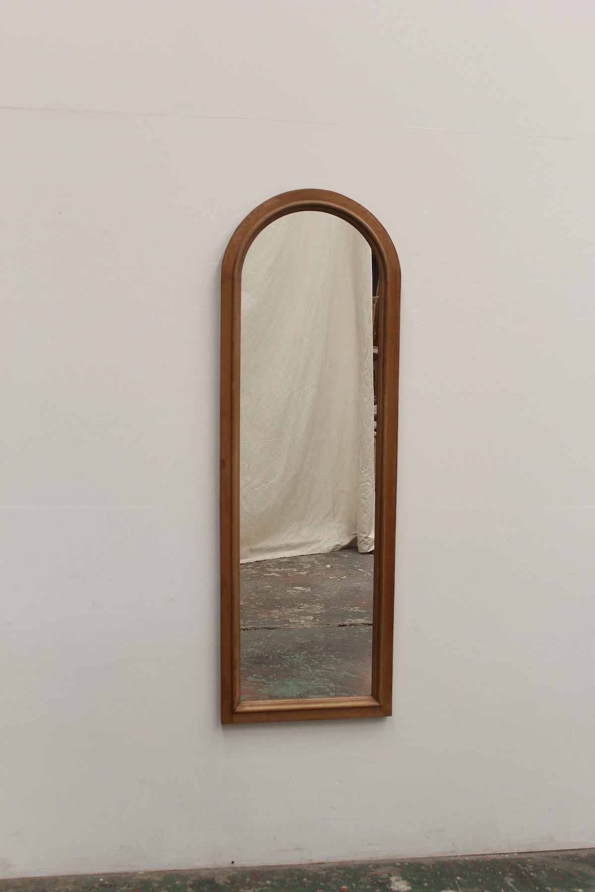 #0900 mirror