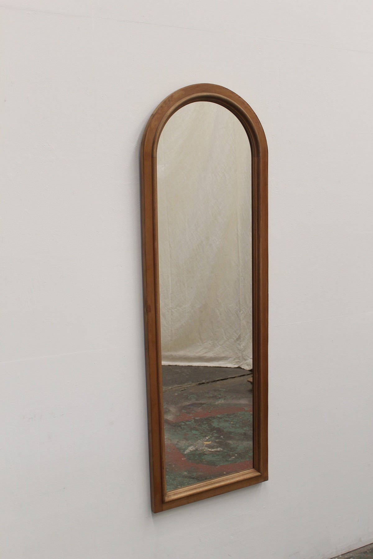 #0900 mirror