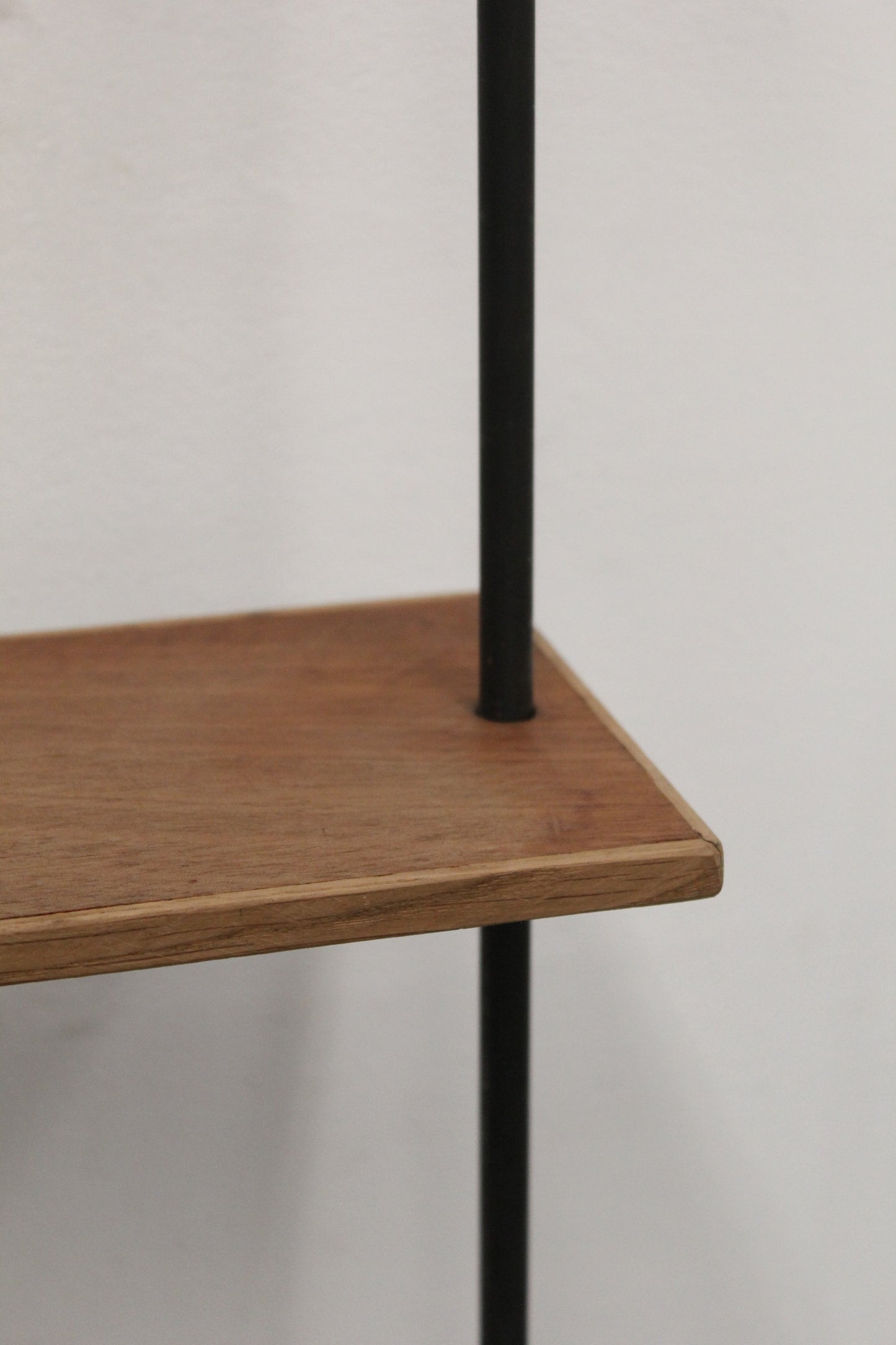 #8304 shelf