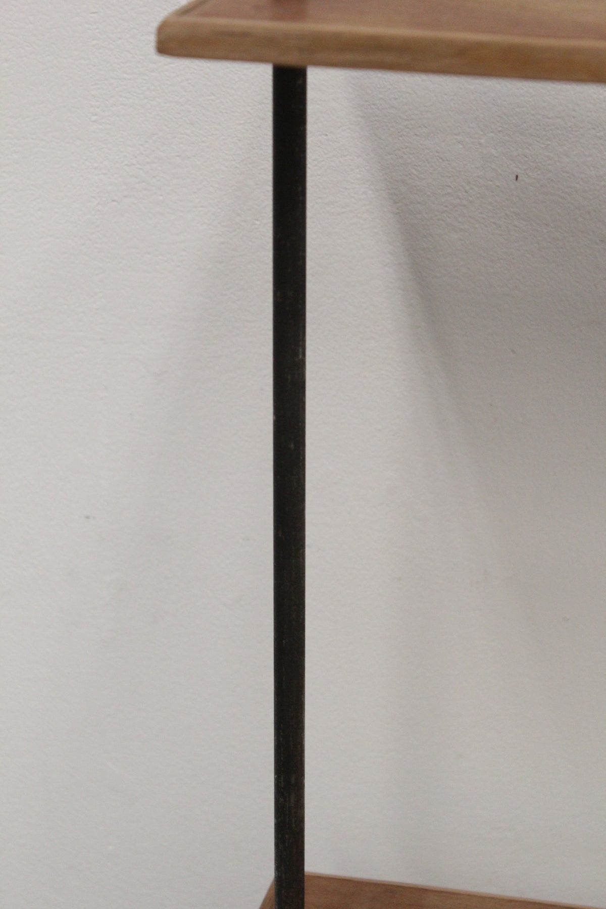 #8304 shelf