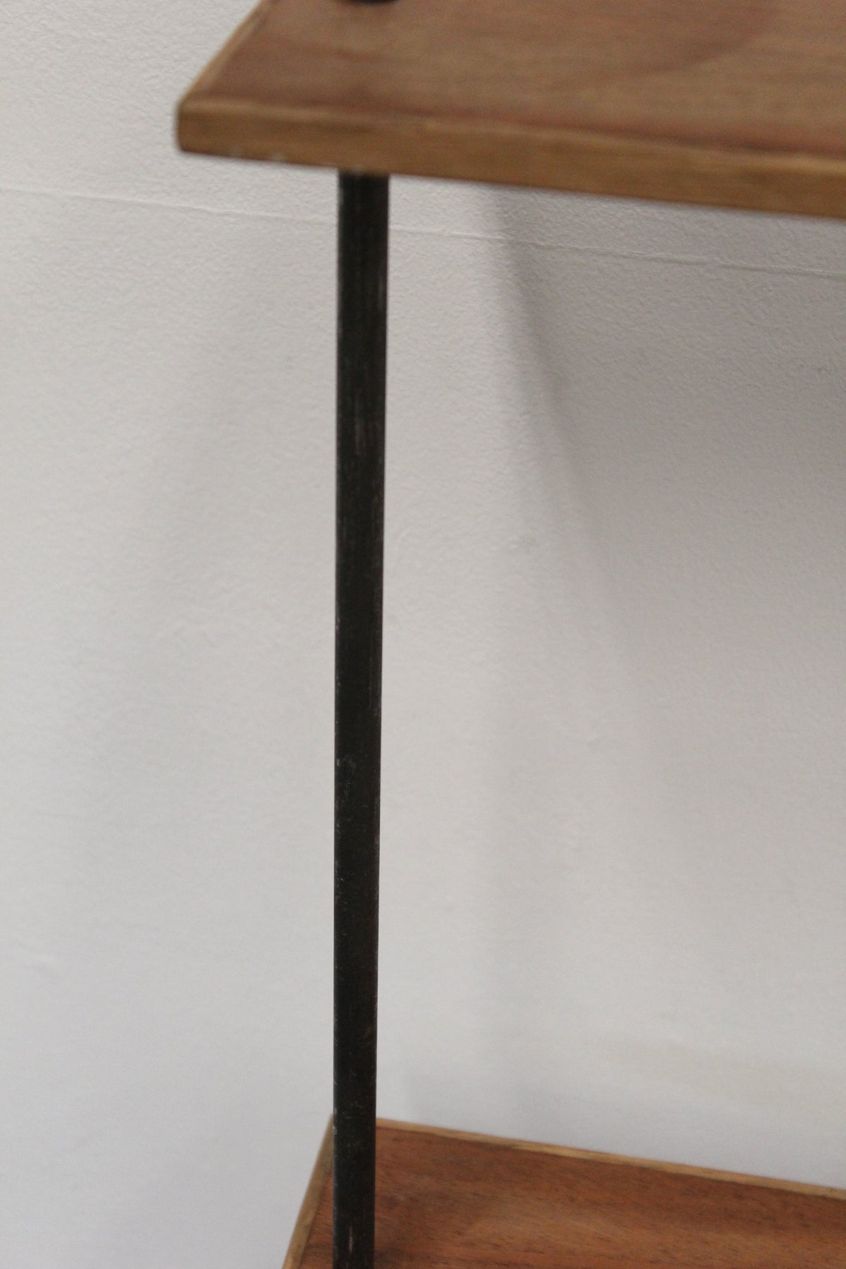 #8304 shelf
