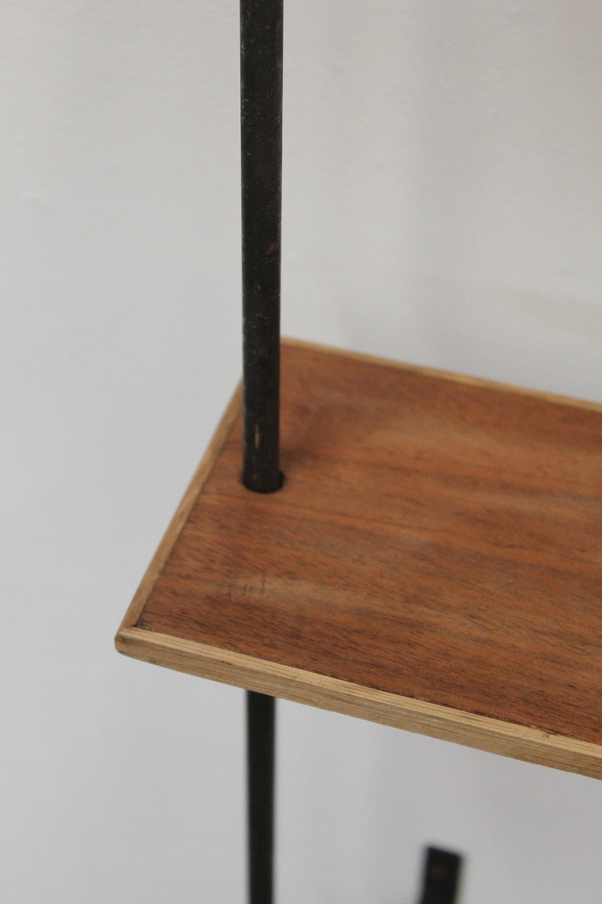 #8304 shelf