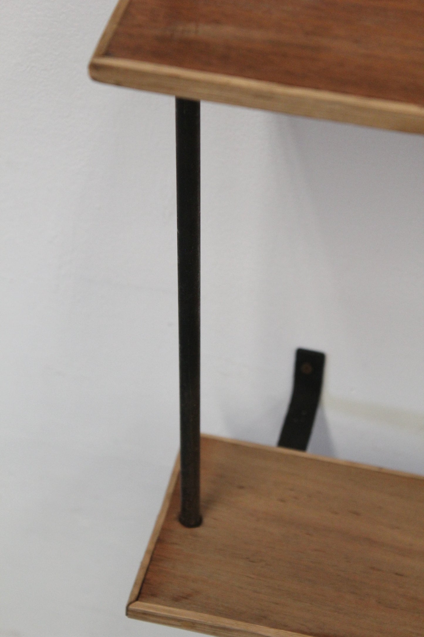 #8304 shelf