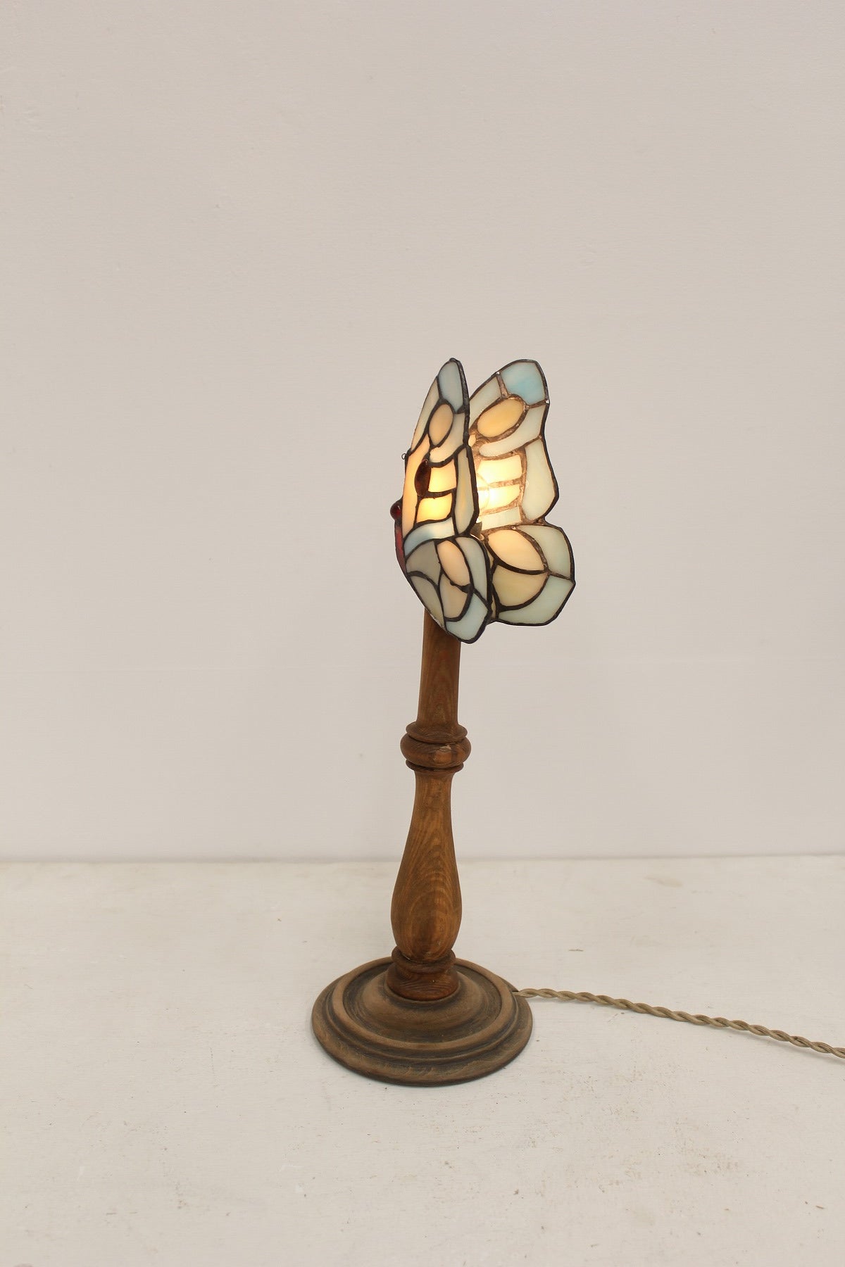 #0904 butterfly lamp