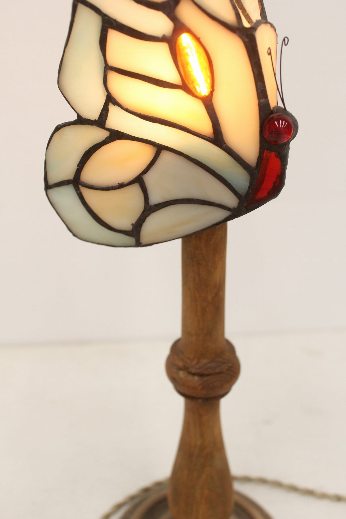 #0904 butterfly lamp