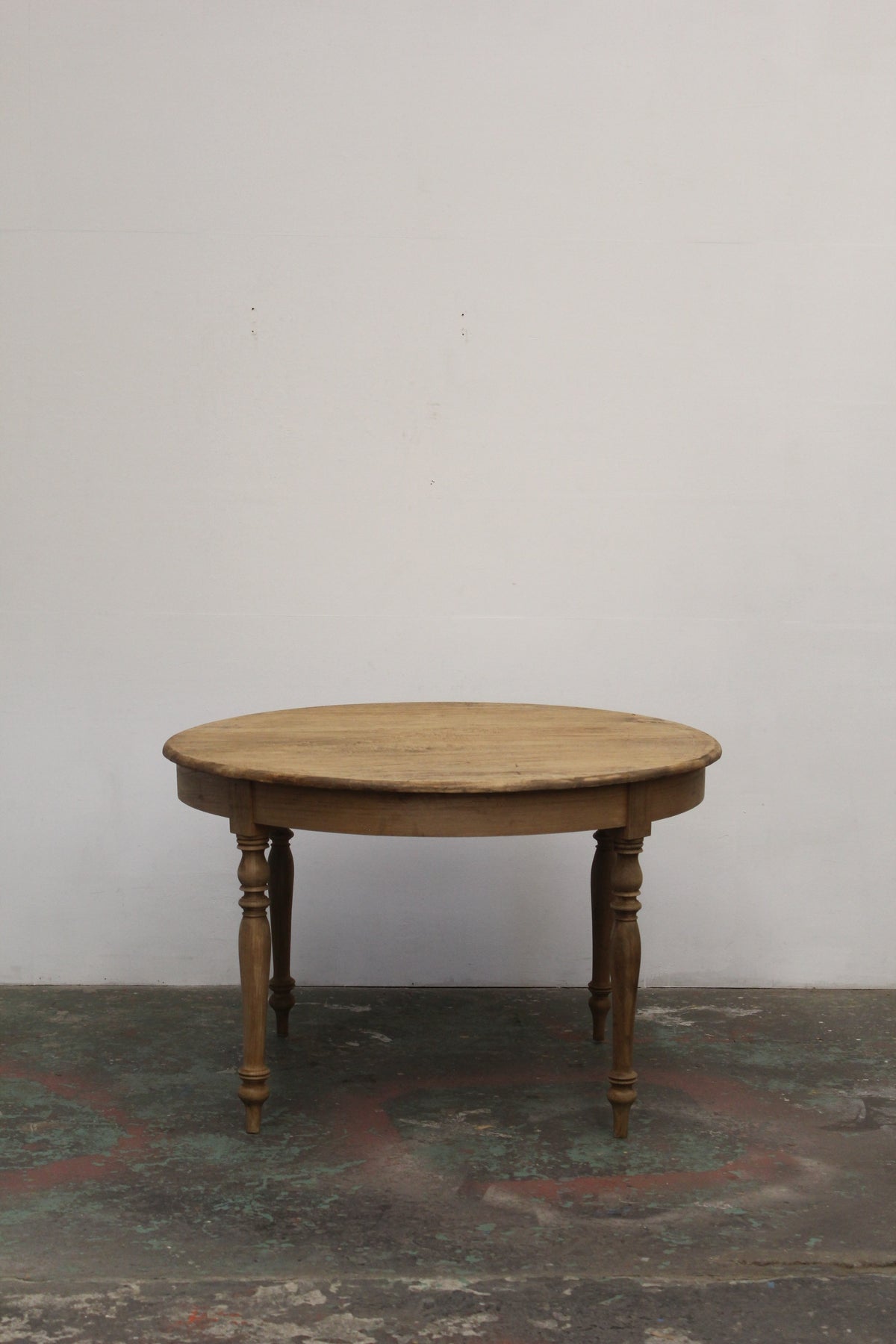 #1138 round table
