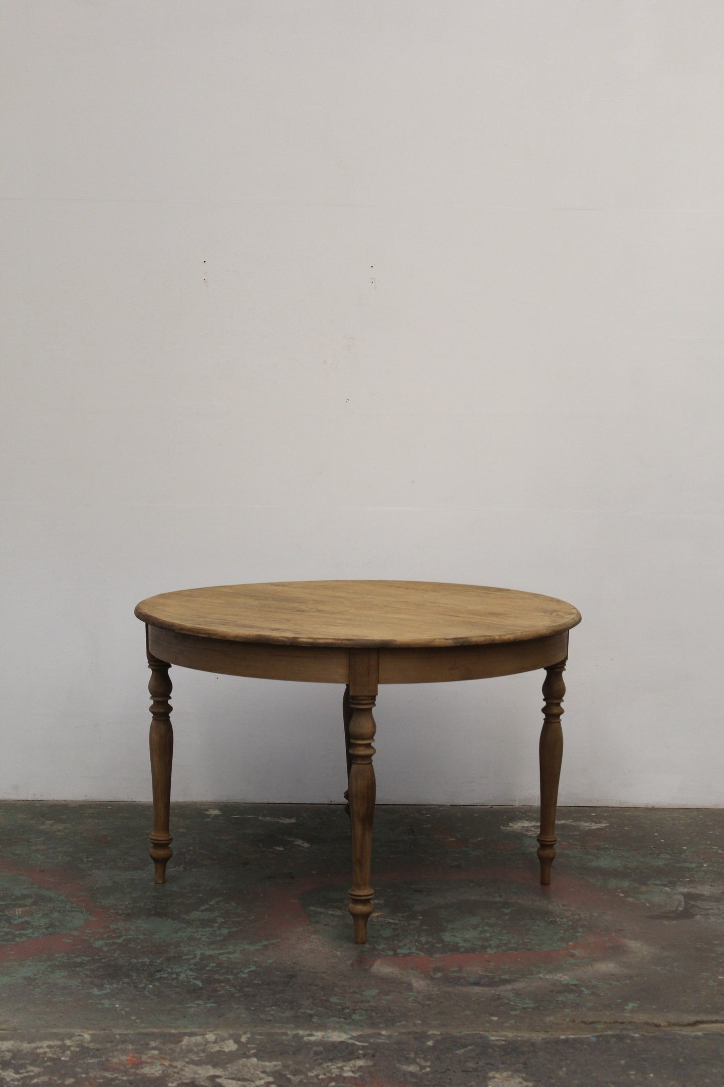 #1138 round table