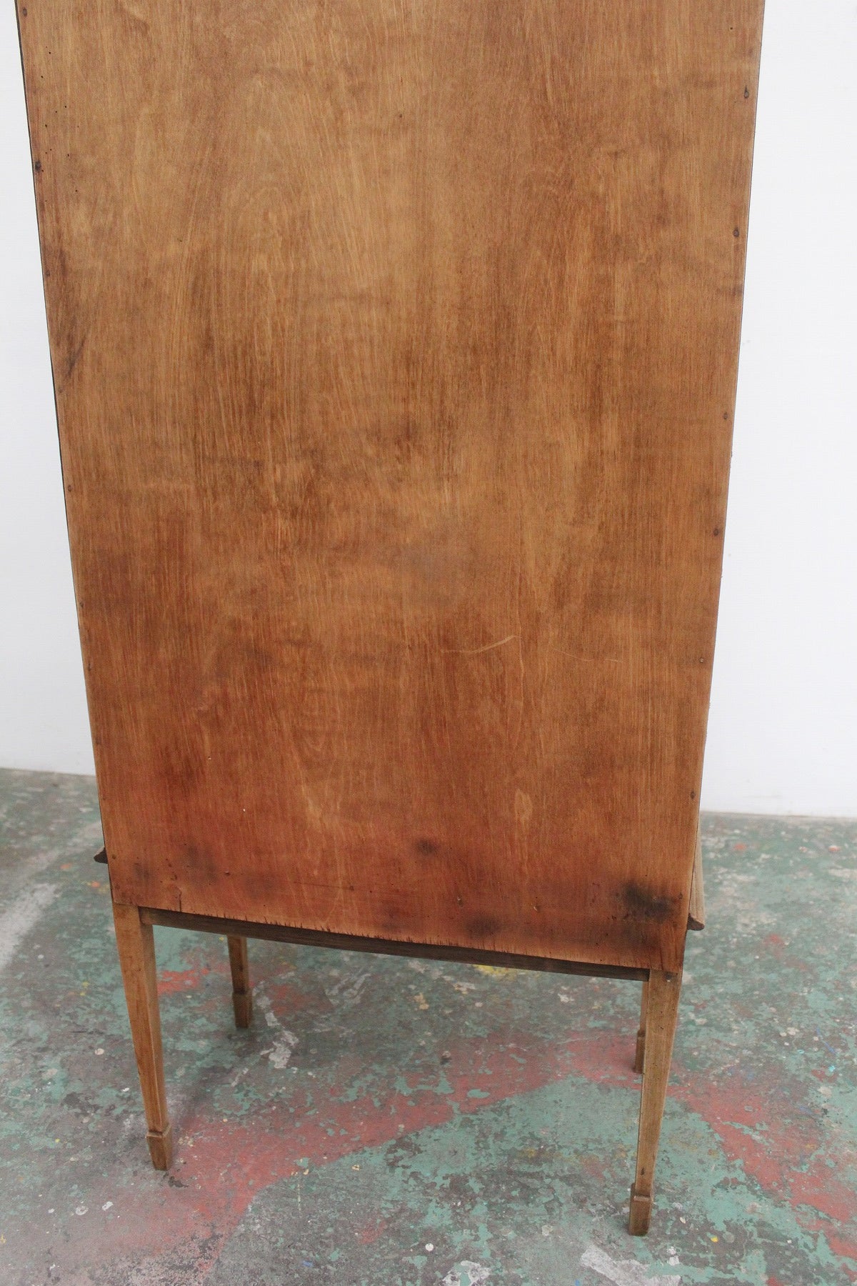 #0906 glass cabinet