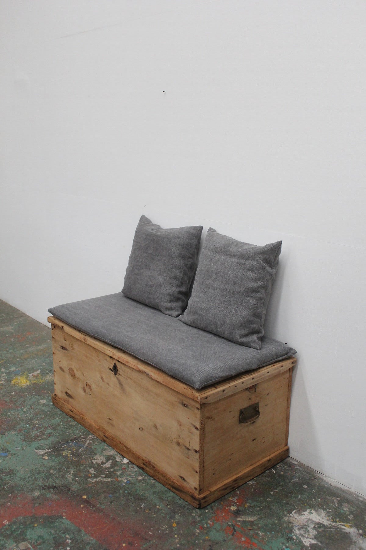 #0908 box bench