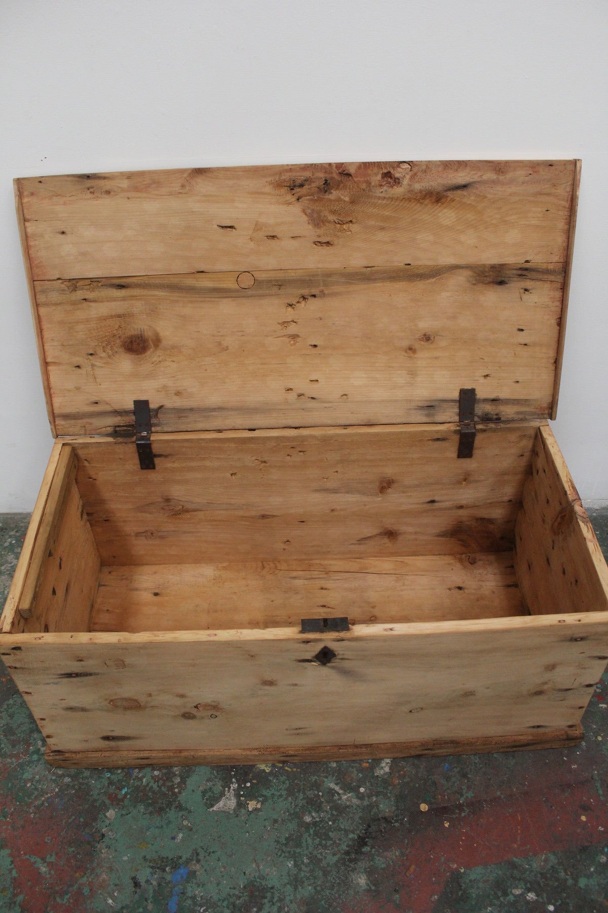 #0908 box bench