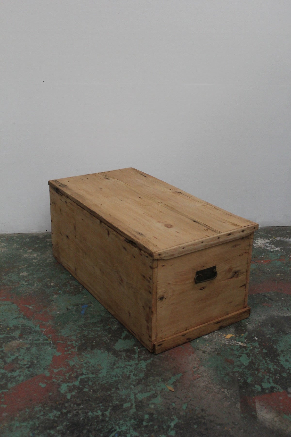 #0908 box bench