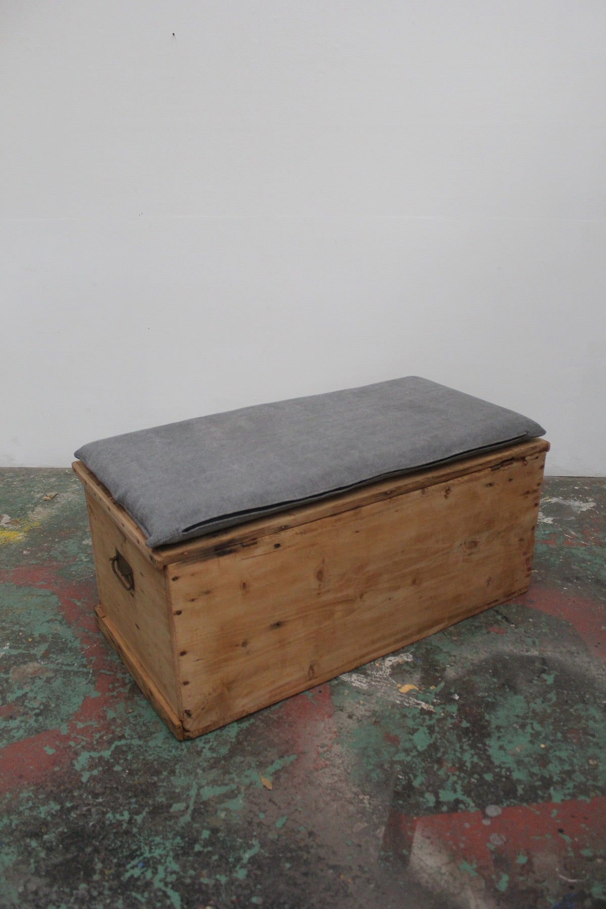 #0908 box bench