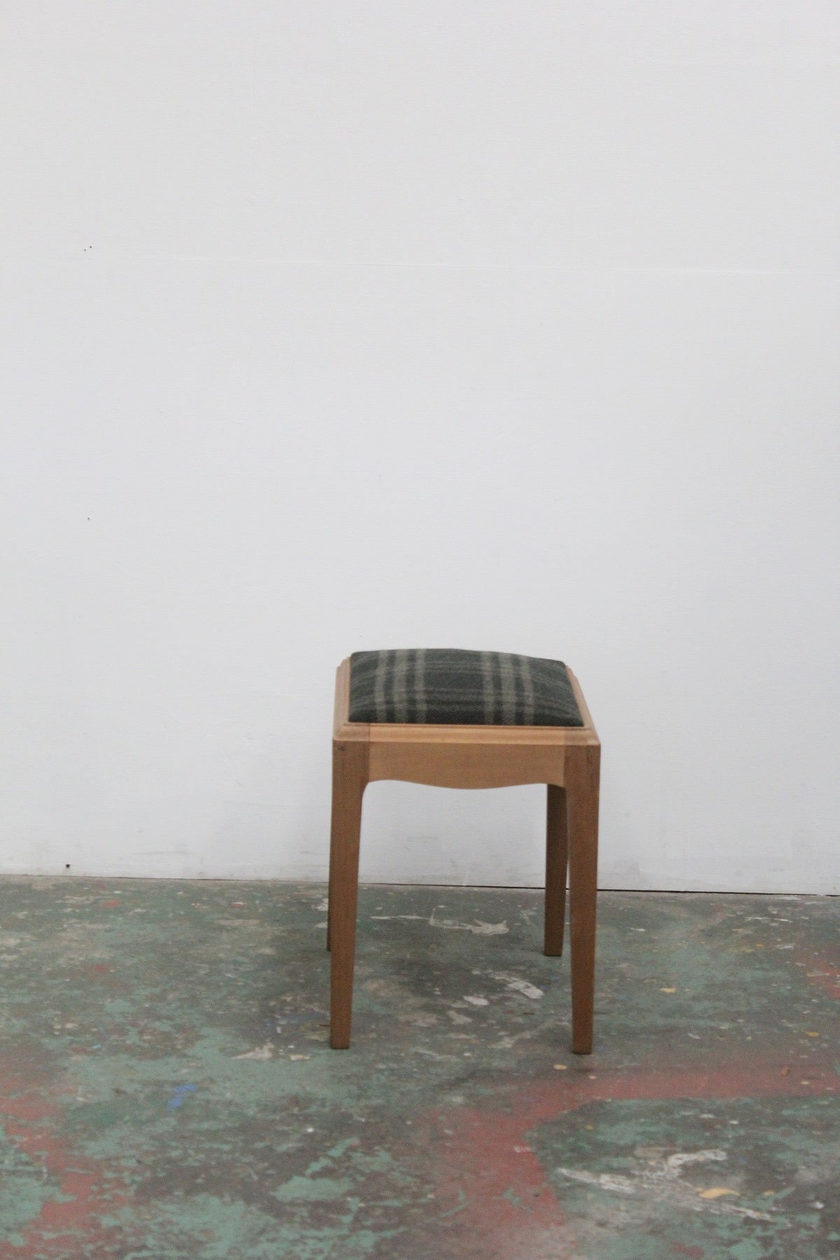 #0909 stool