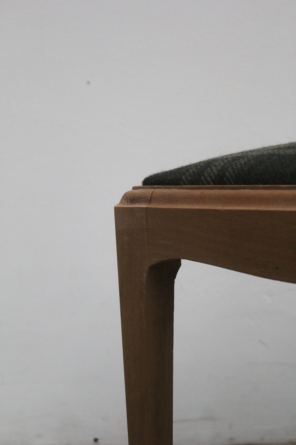#0909 stool